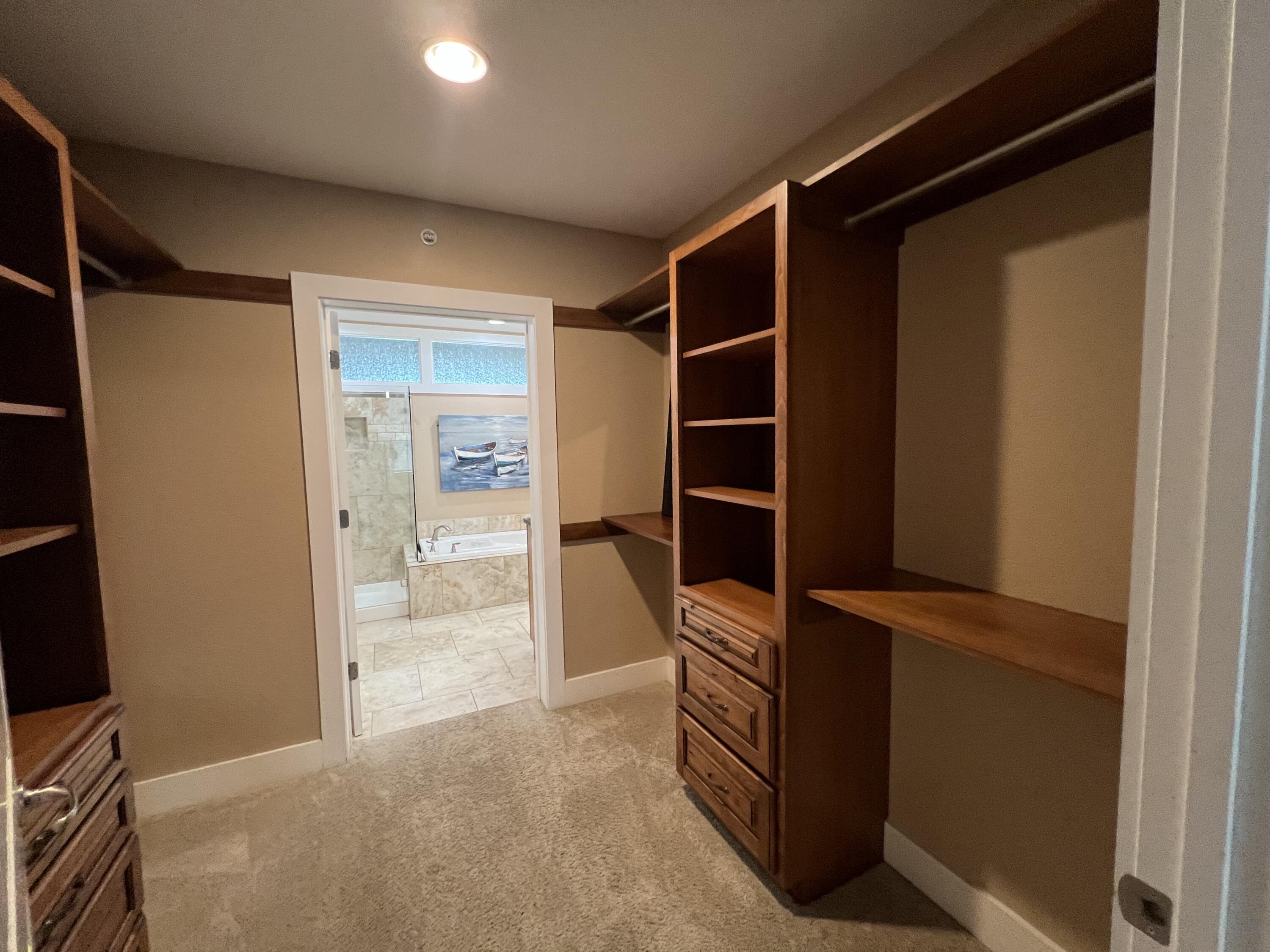 14 Treehouse Lane Apt 15 Property Photo 53