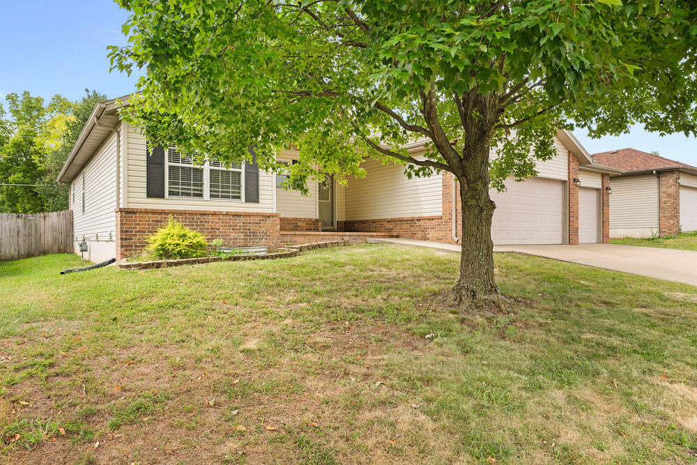 4412 West Juno Street Property Photo 2