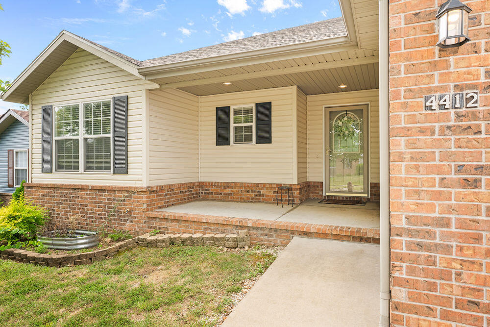4412 West Juno Street Property Photo 5