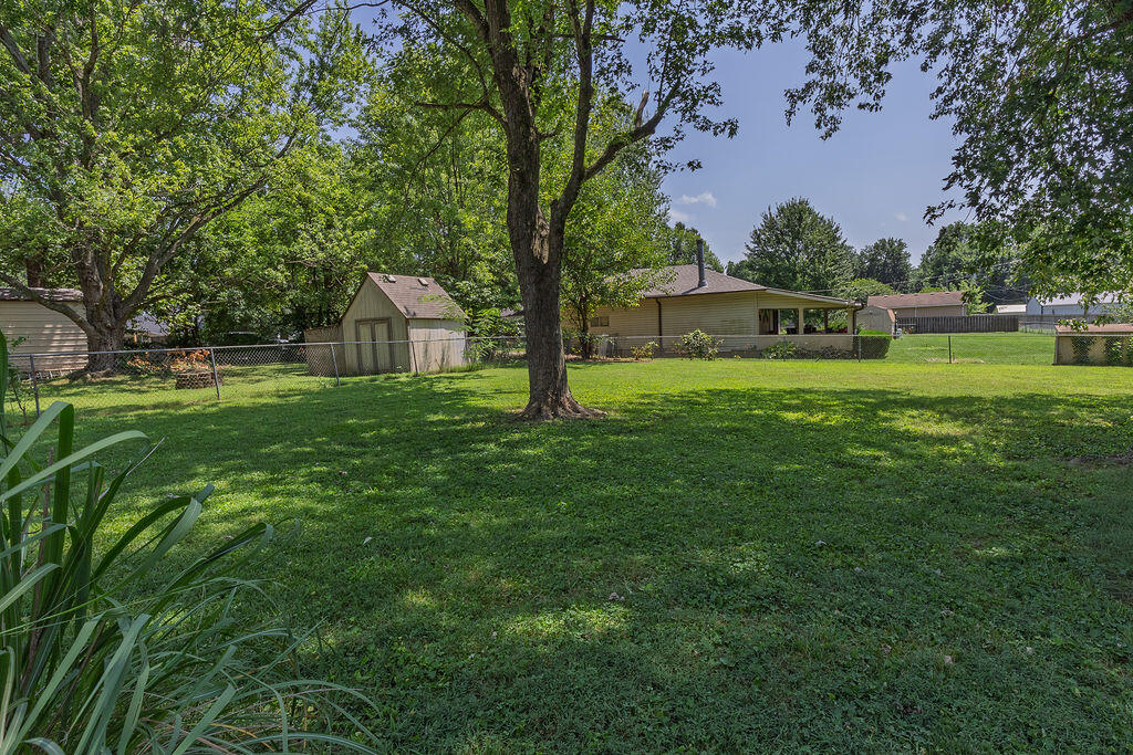 602 Aspen Drive Property Photo 25