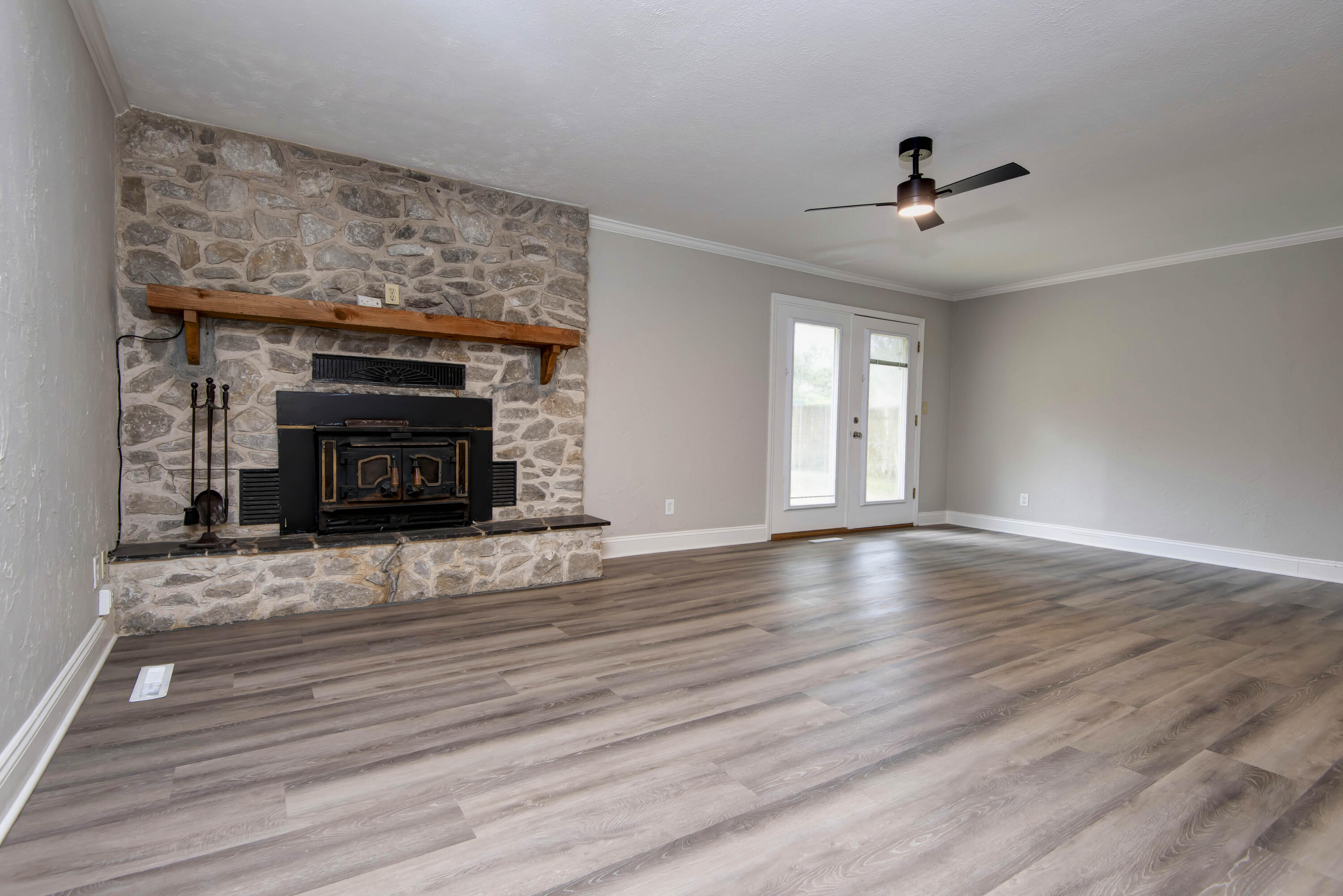 3436 South Nettleton Avenue Property Photo 6