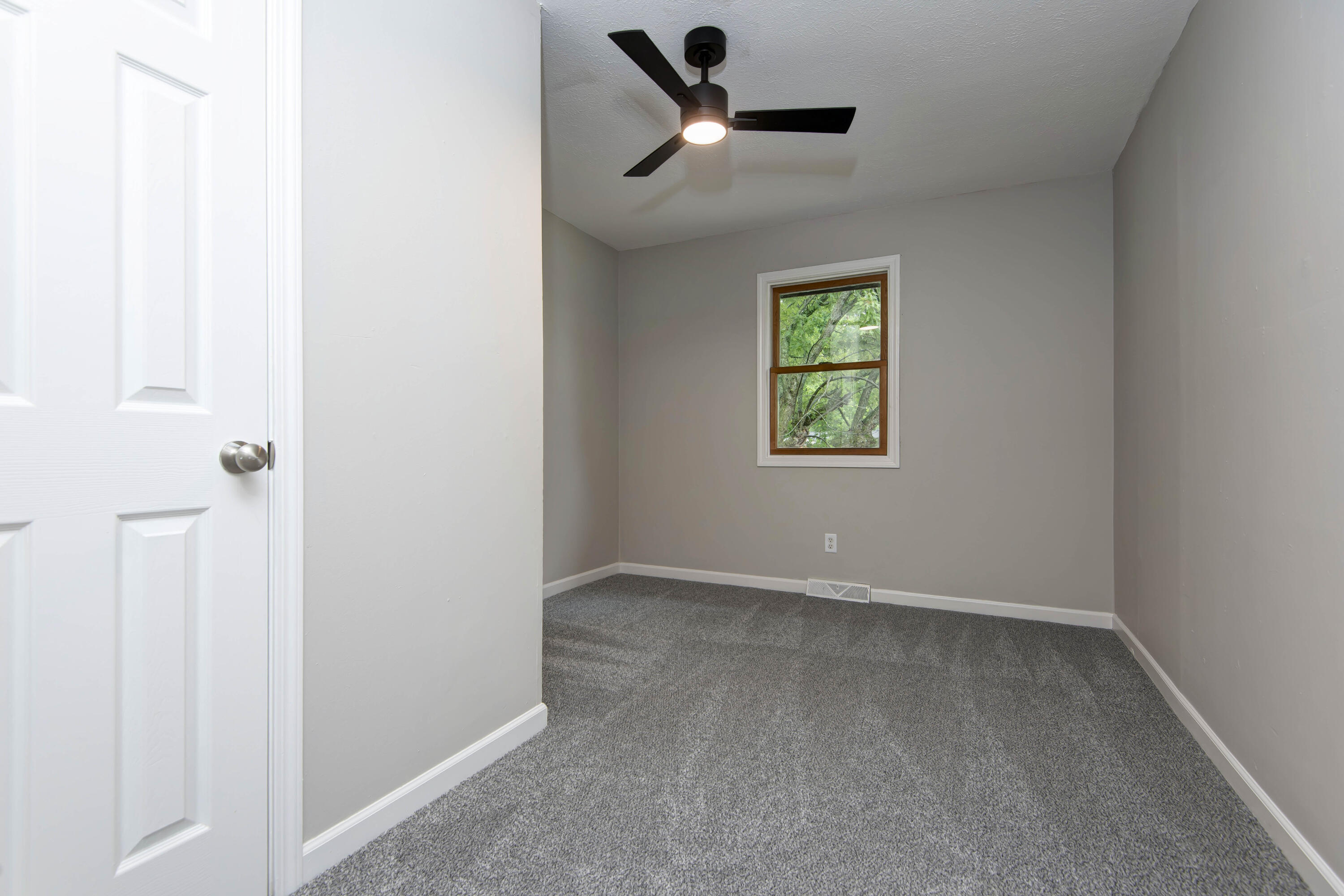 3436 South Nettleton Avenue Property Photo 15