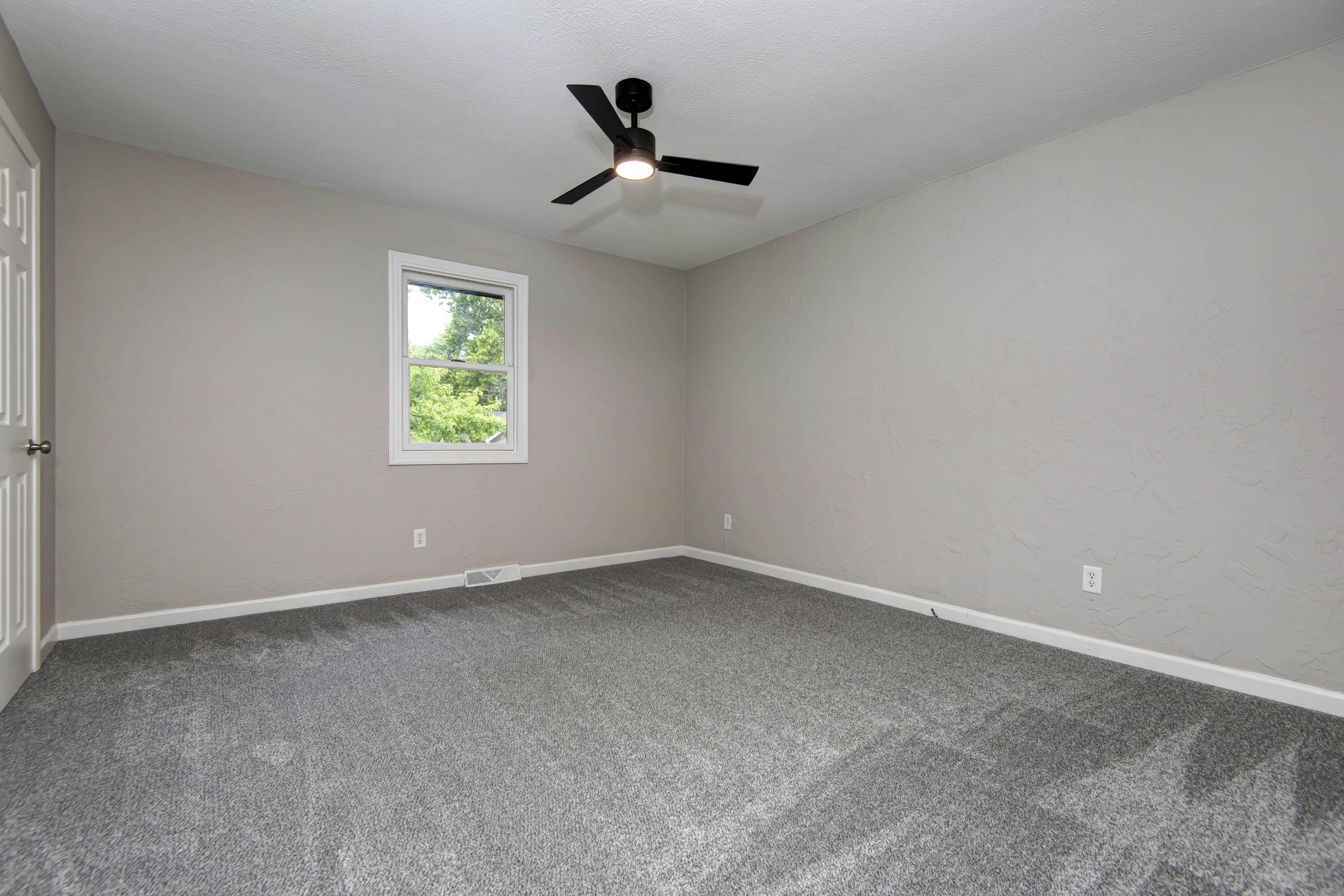 3436 South Nettleton Avenue Property Photo 18
