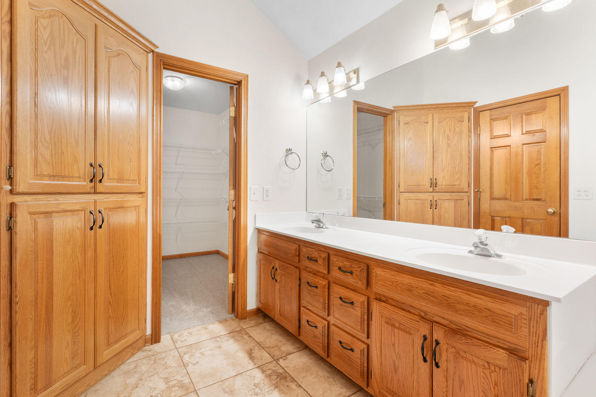 2380 West Allen Drive Property Photo 17