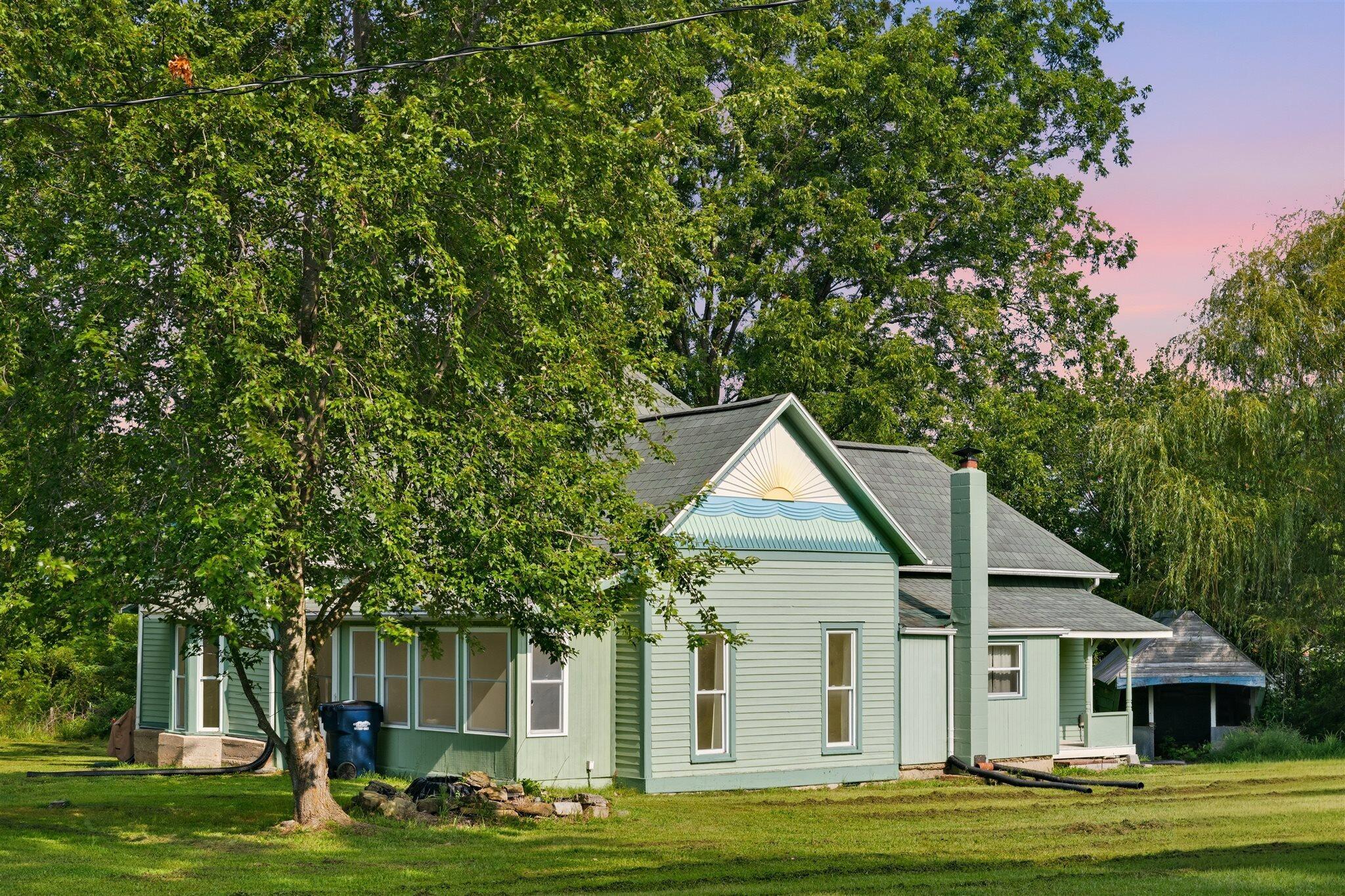 12 Wallace Lane Property Photo 2