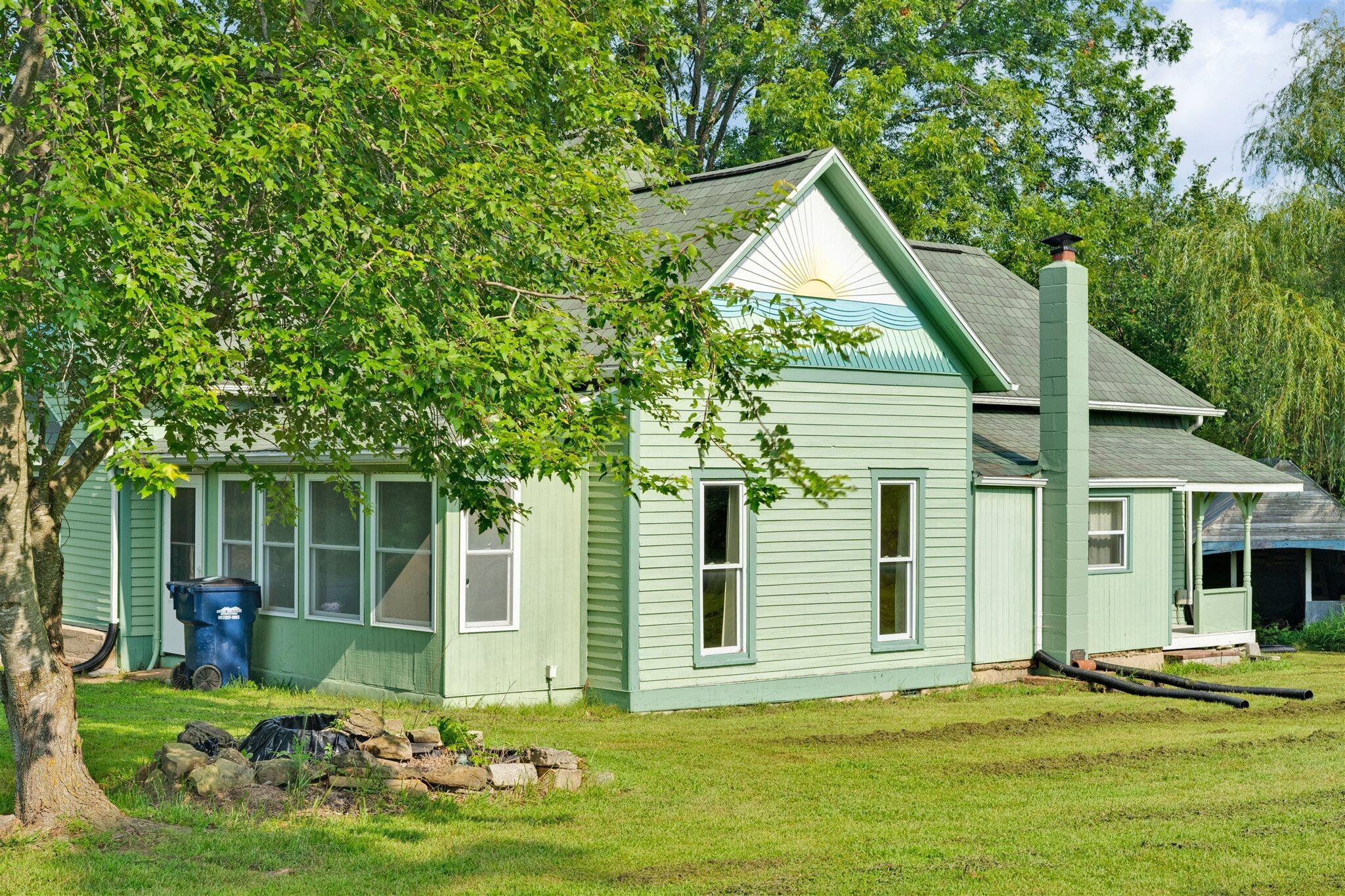12 Wallace Lane Property Photo 3