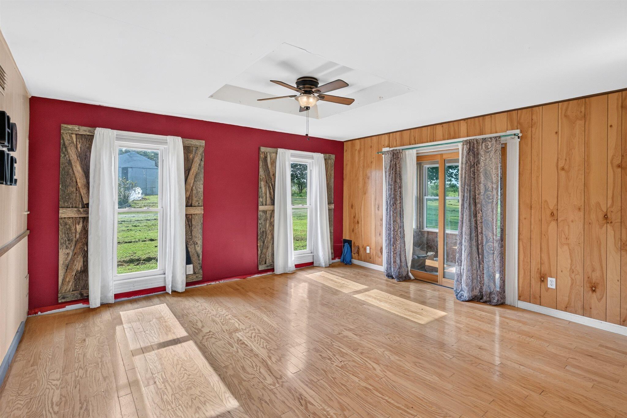 12 Wallace Lane Property Photo 6