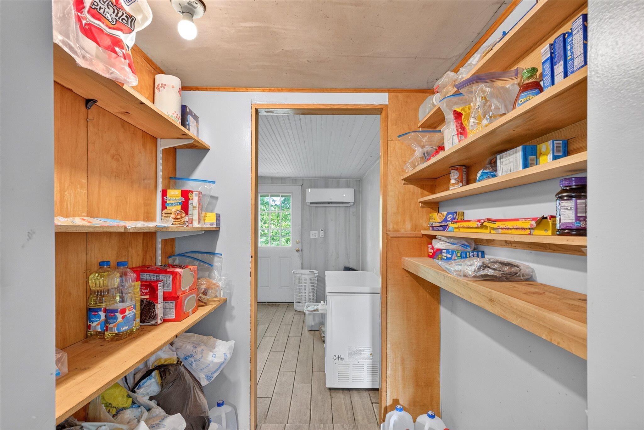 12 Wallace Lane Property Photo 17