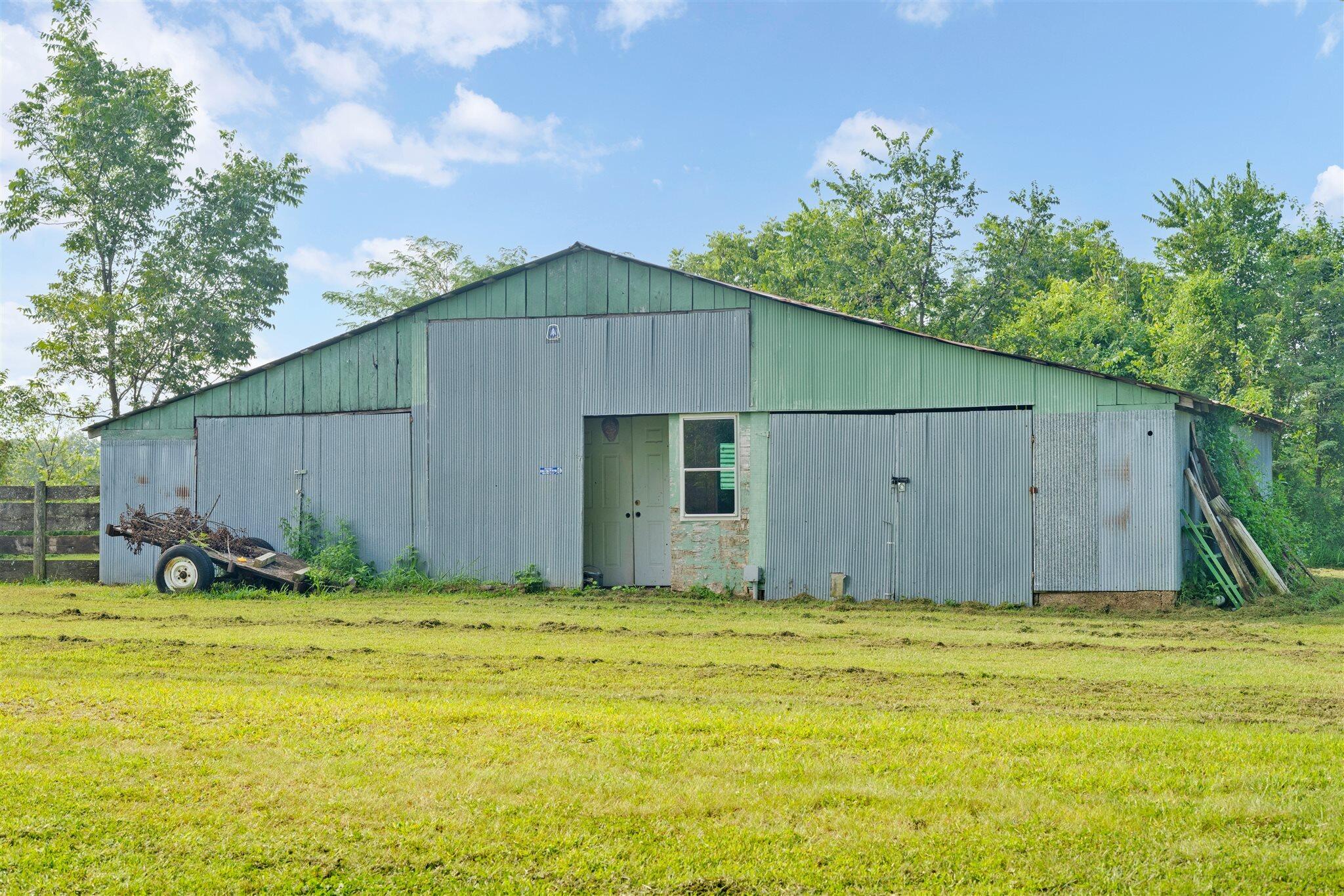12 Wallace Lane Property Photo 28