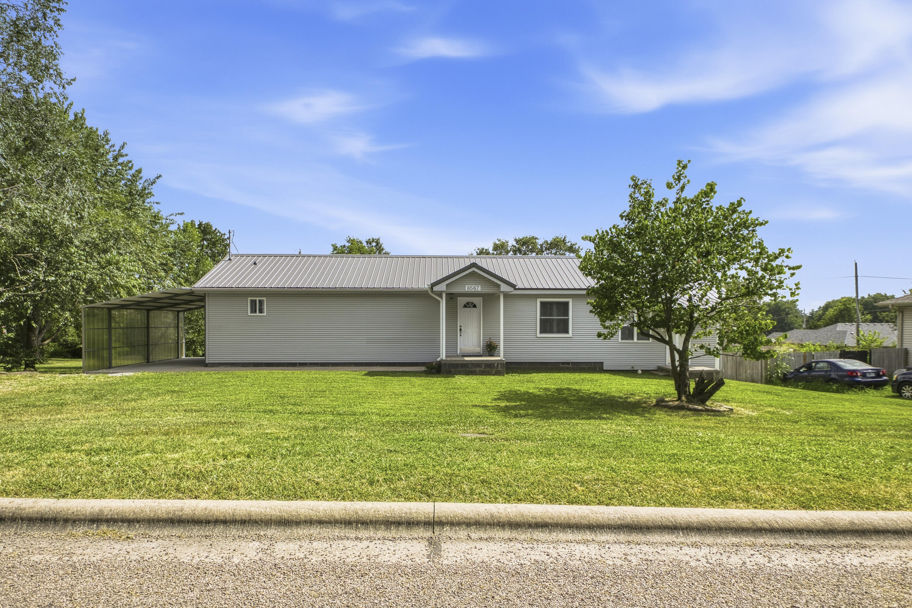 8567 Brookside Circle Property Photo 1