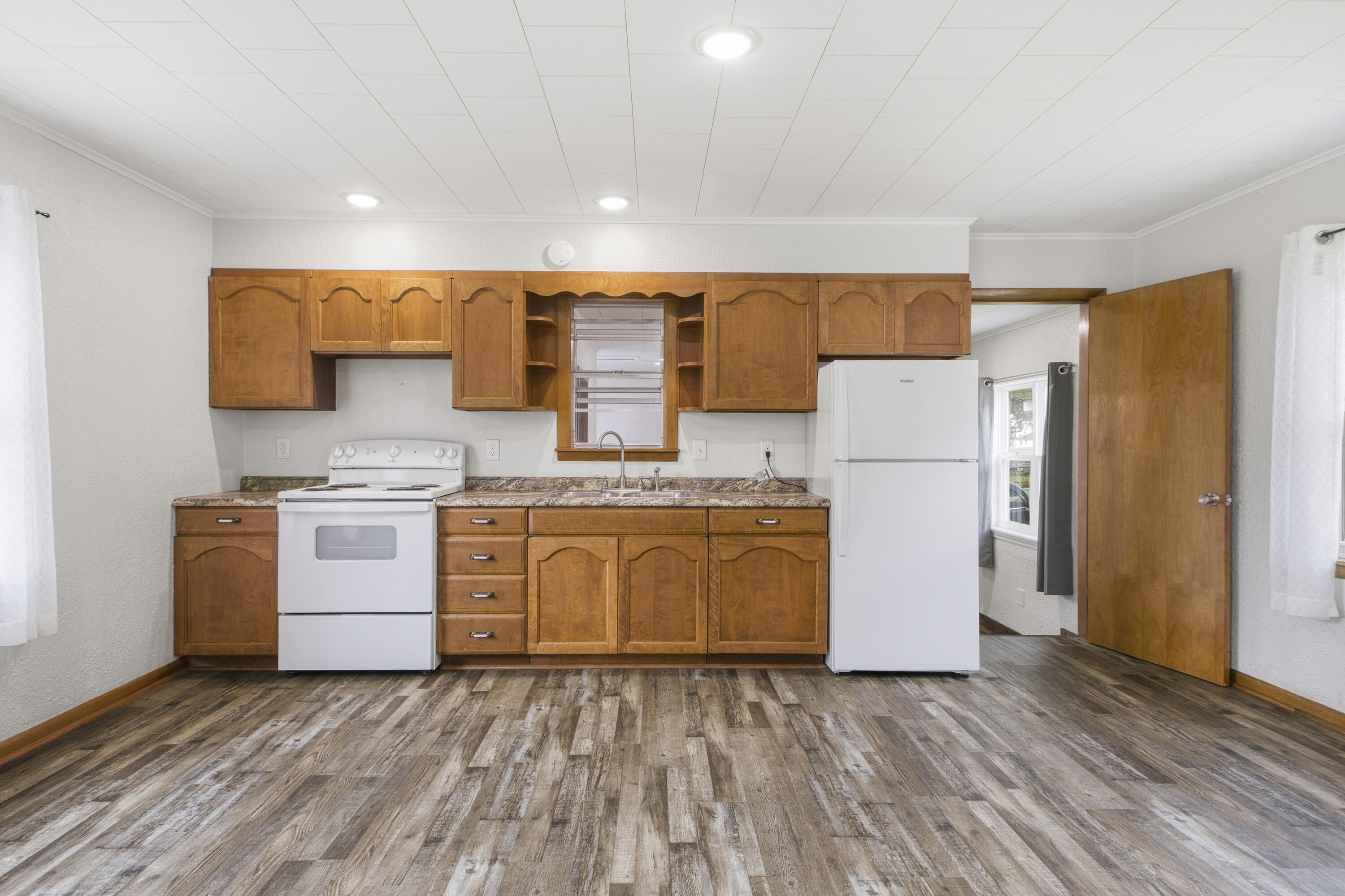 8567 Brookside Circle Property Photo 8