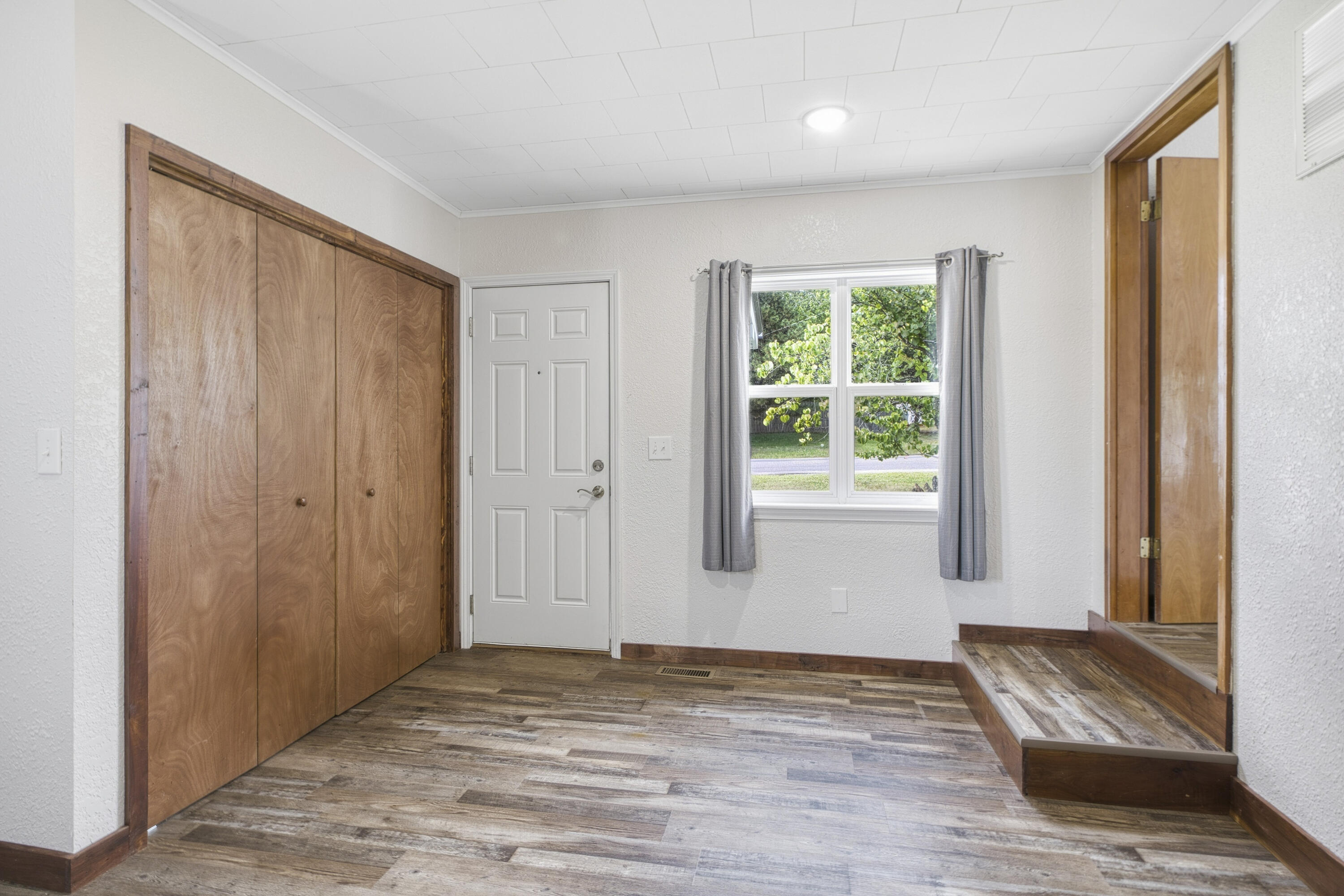 8567 Brookside Circle Property Photo 18
