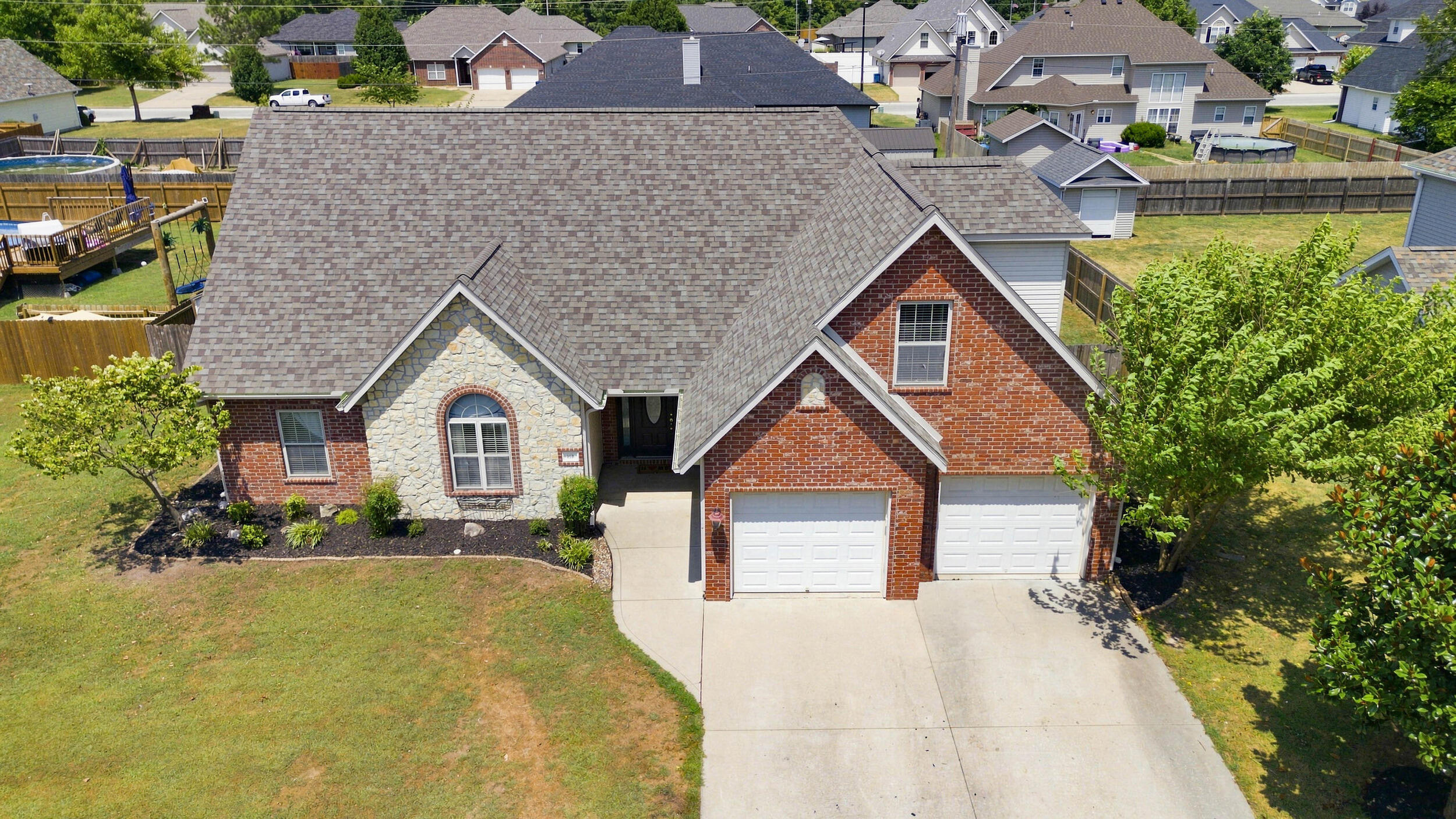 113 Justin Boulevard Property Photo 1
