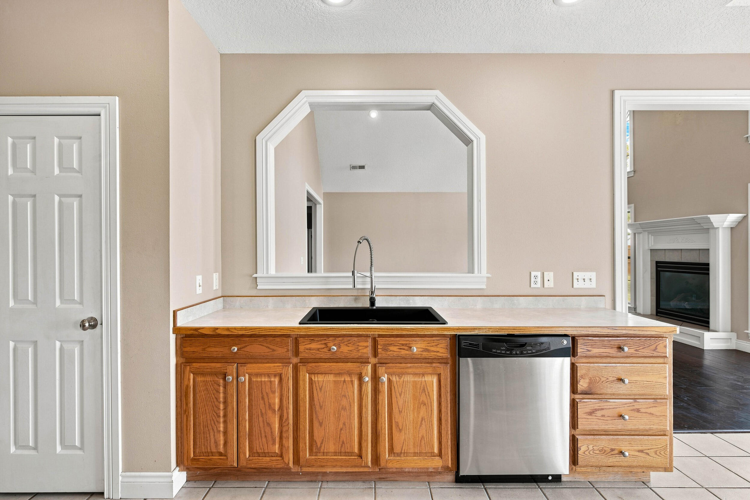 113 Justin Boulevard Property Photo 16