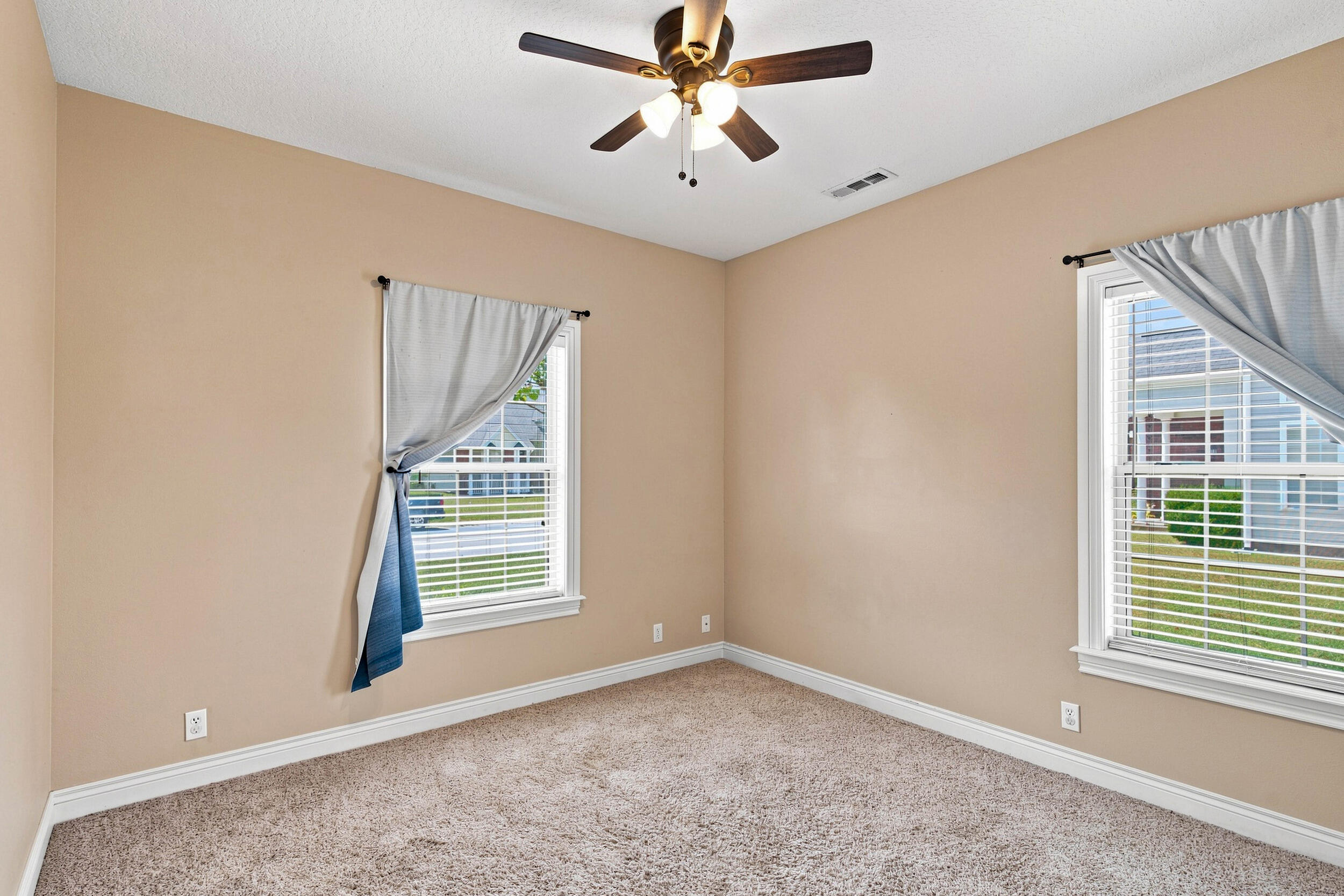 113 Justin Boulevard Property Photo 26