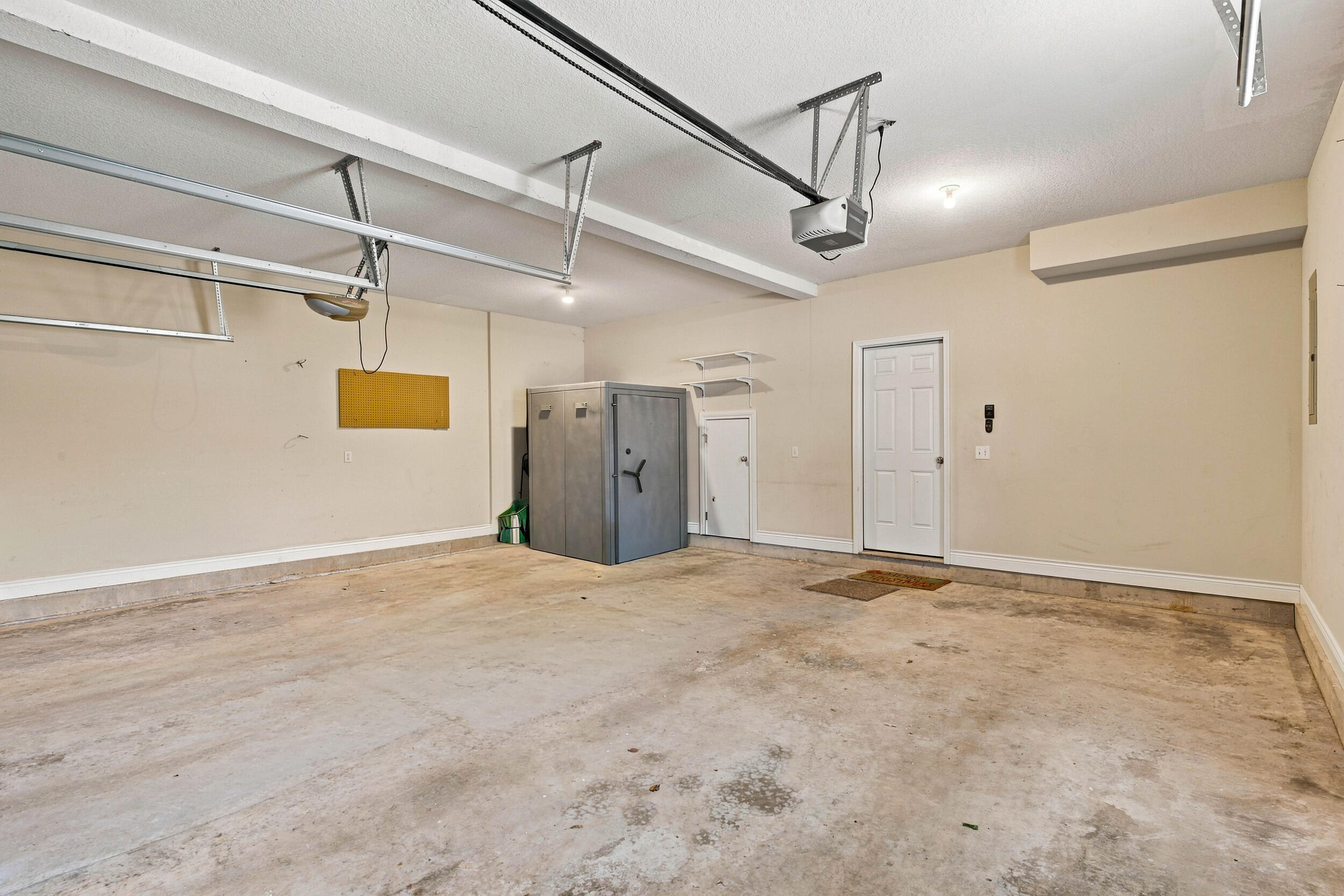 113 Justin Boulevard Property Photo 37