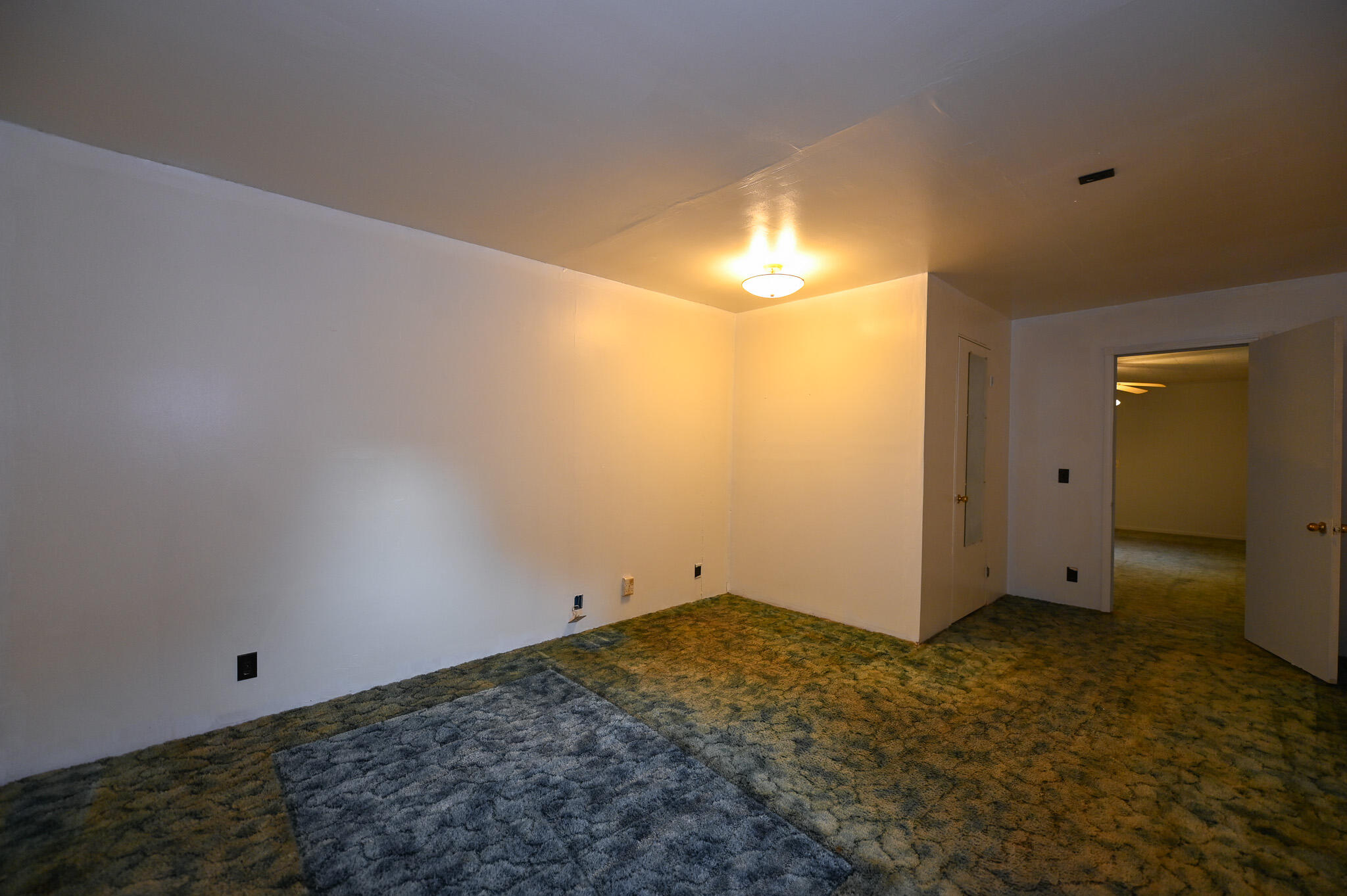 14143 South 2875th Road Property Photo 27