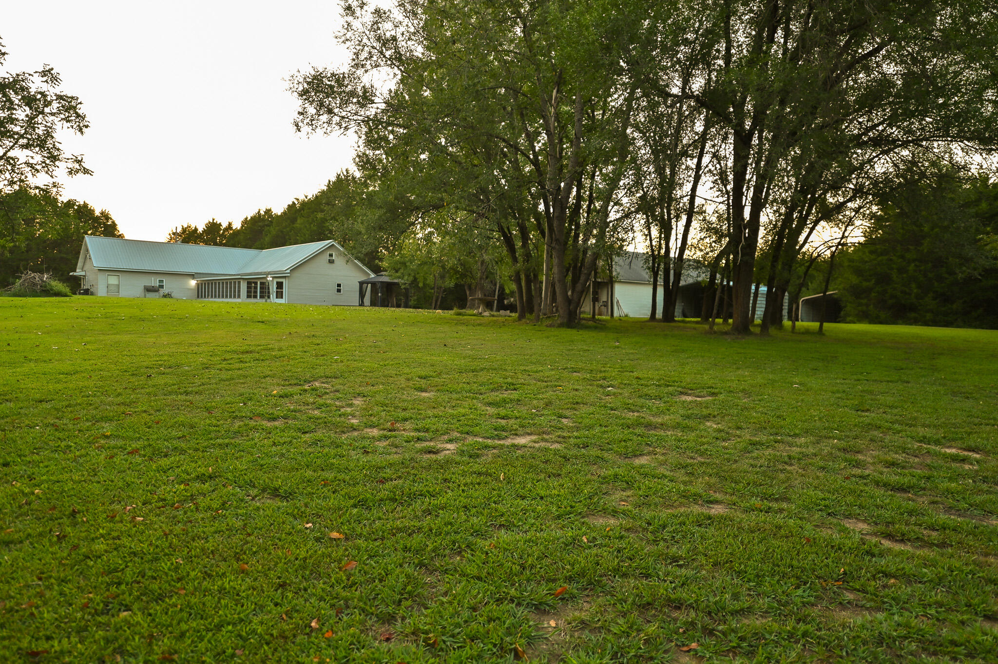 14143 South 2875th Road Property Photo 64