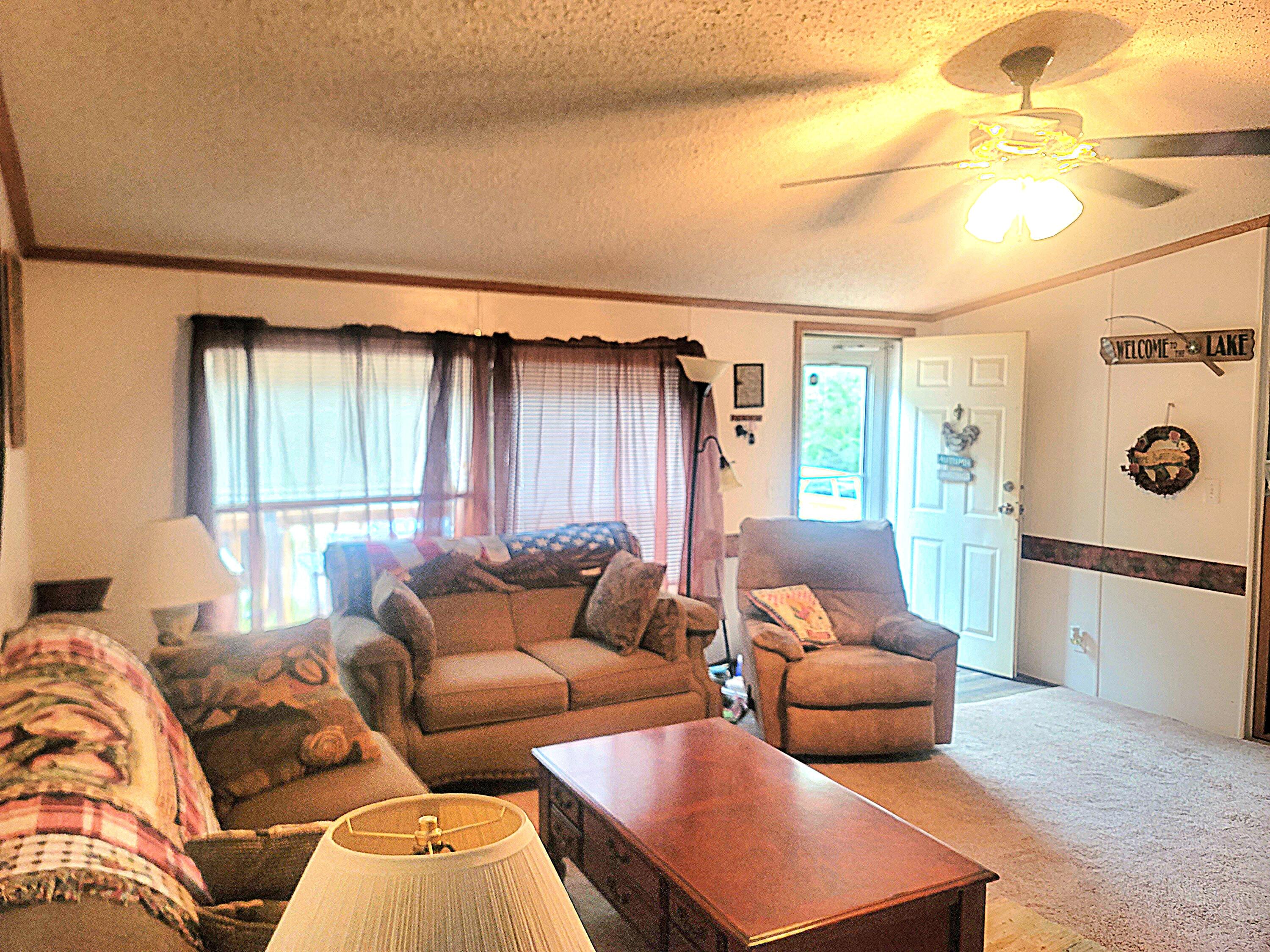 3005 Wren Road Property Photo 6