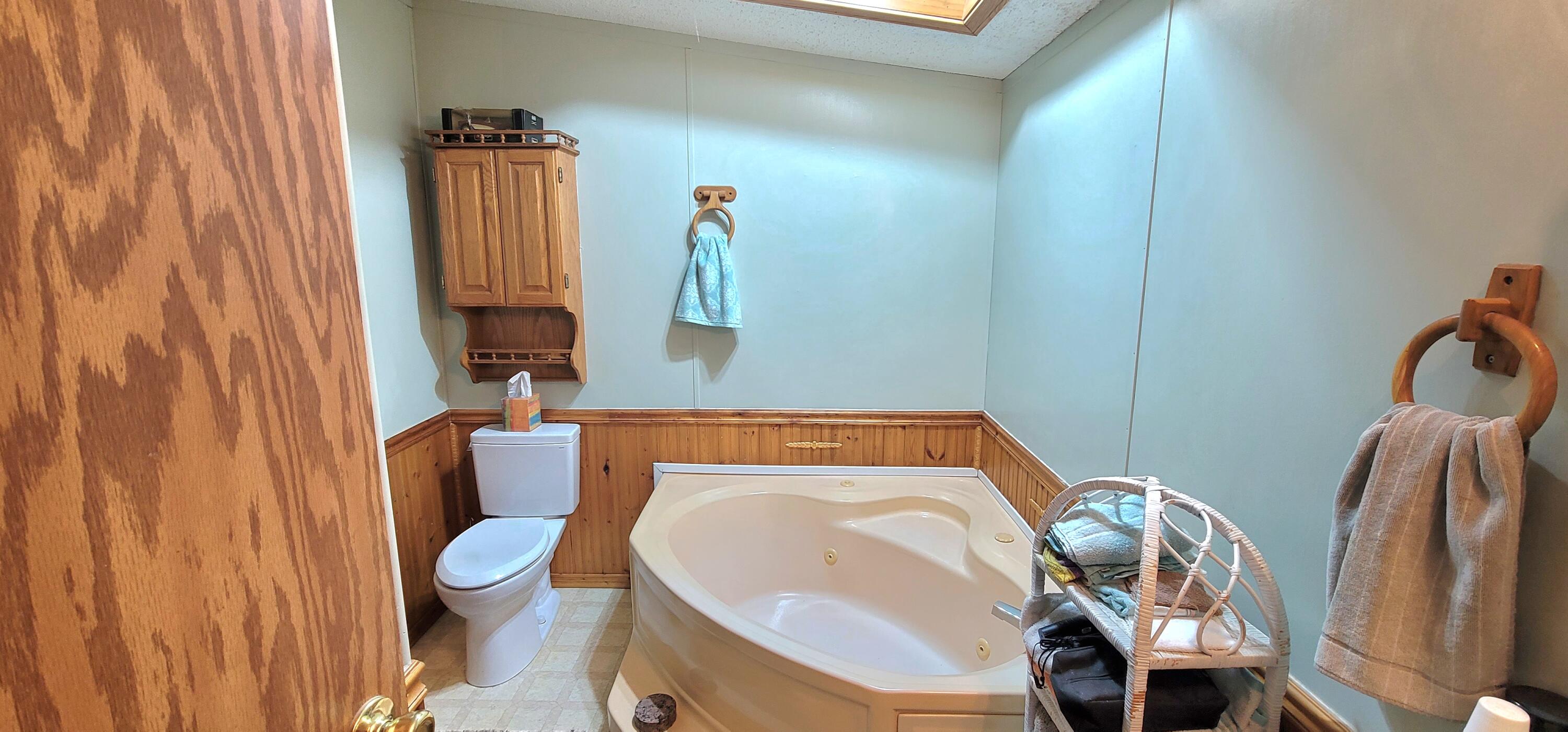 3005 Wren Road Property Photo 8
