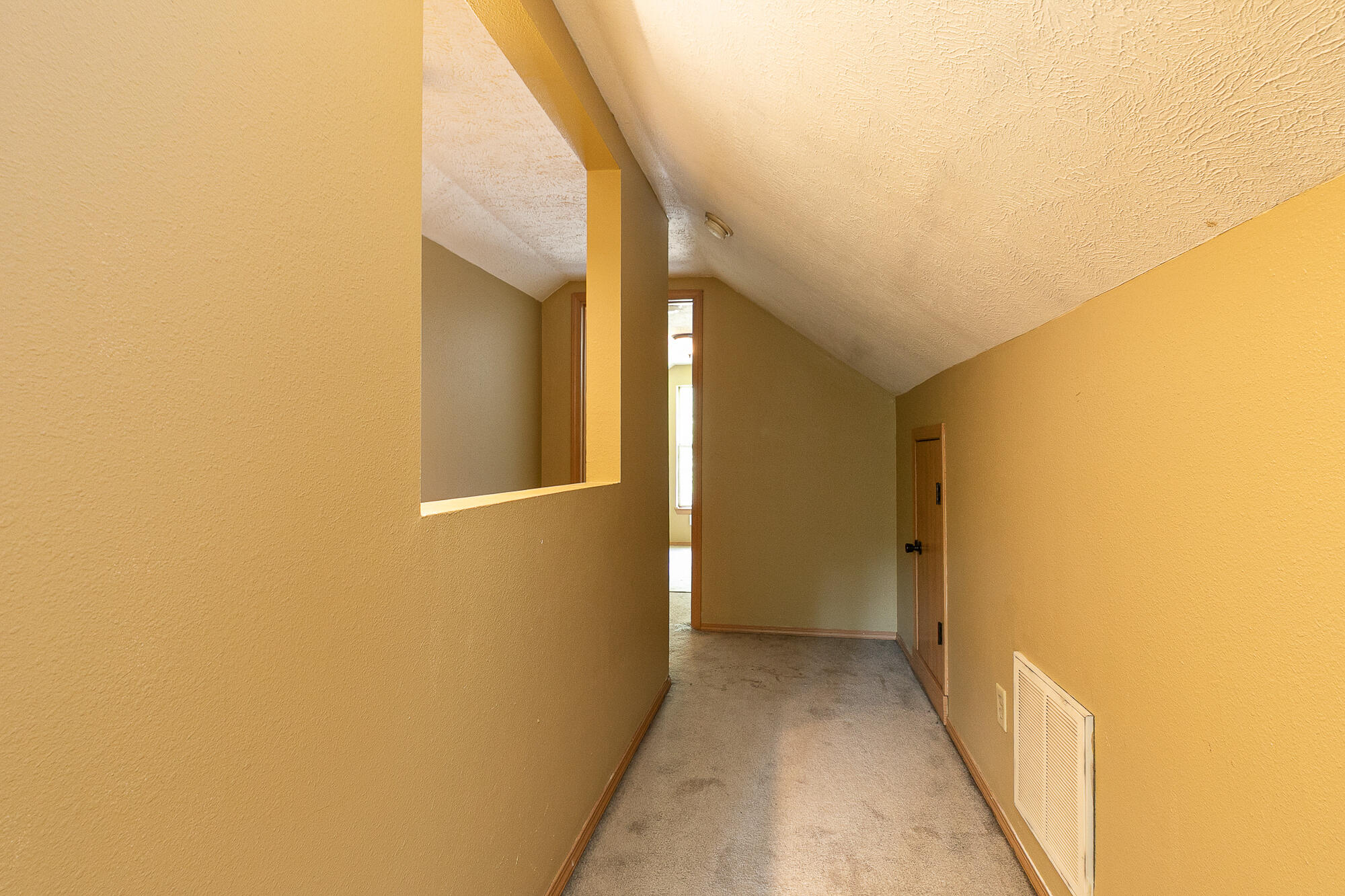 1130 South Crutcher Avenue Property Photo 15