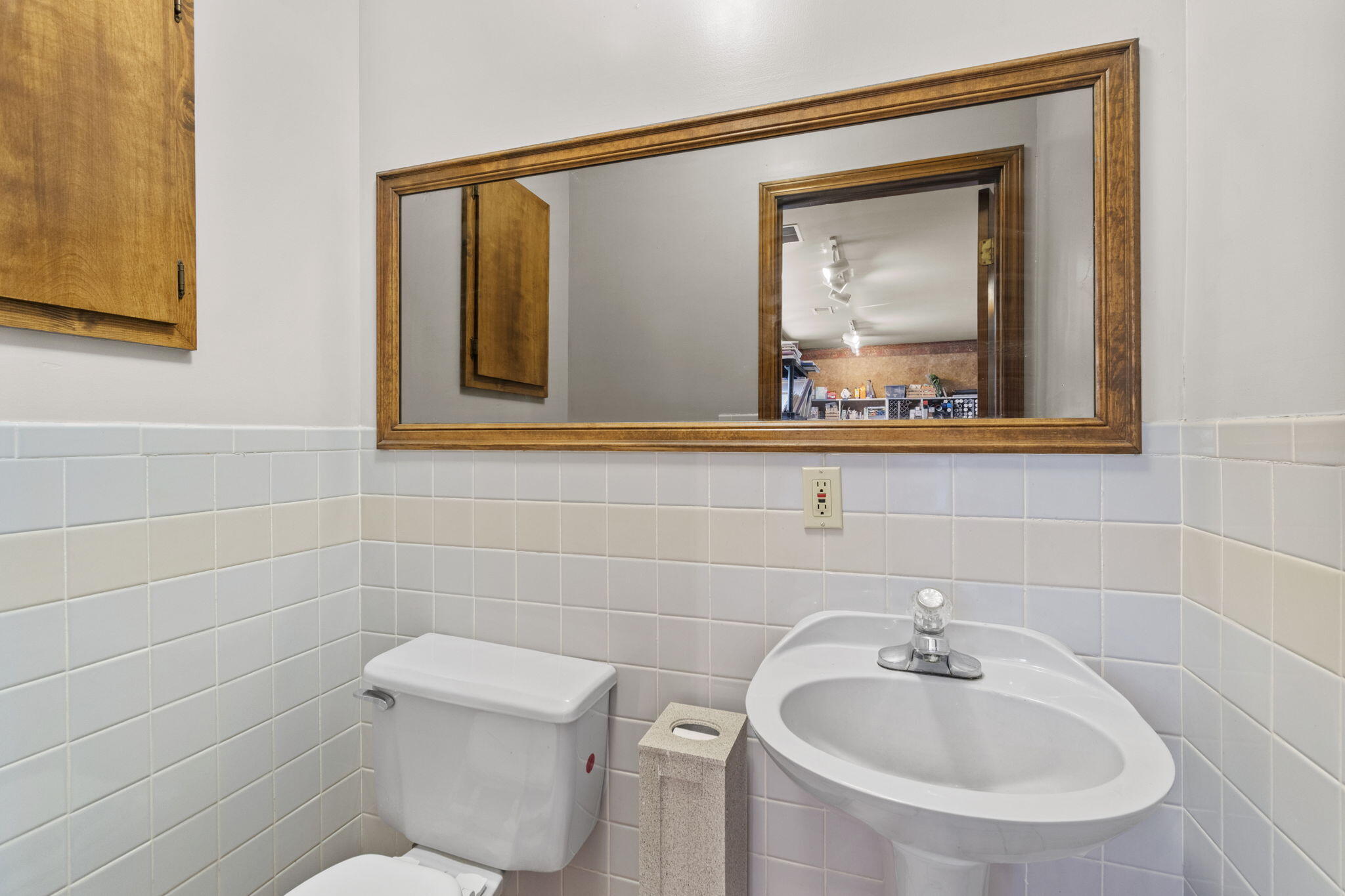 1900 East Arcadia Drive Property Photo 42