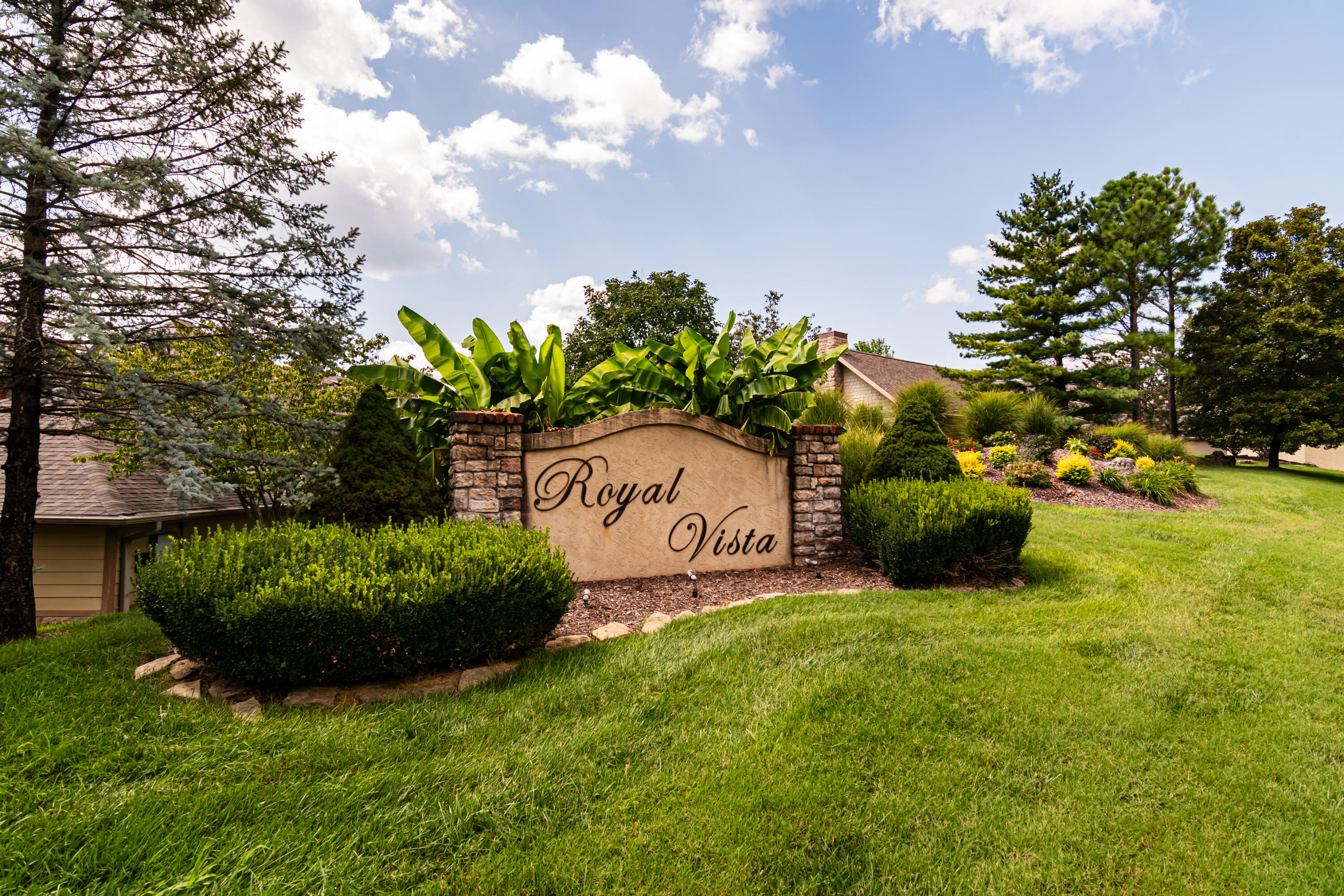 123 Royal Vista Drive 503 Property Photo 34