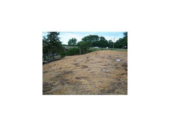 110 Esplanade Drive Property Photo 5