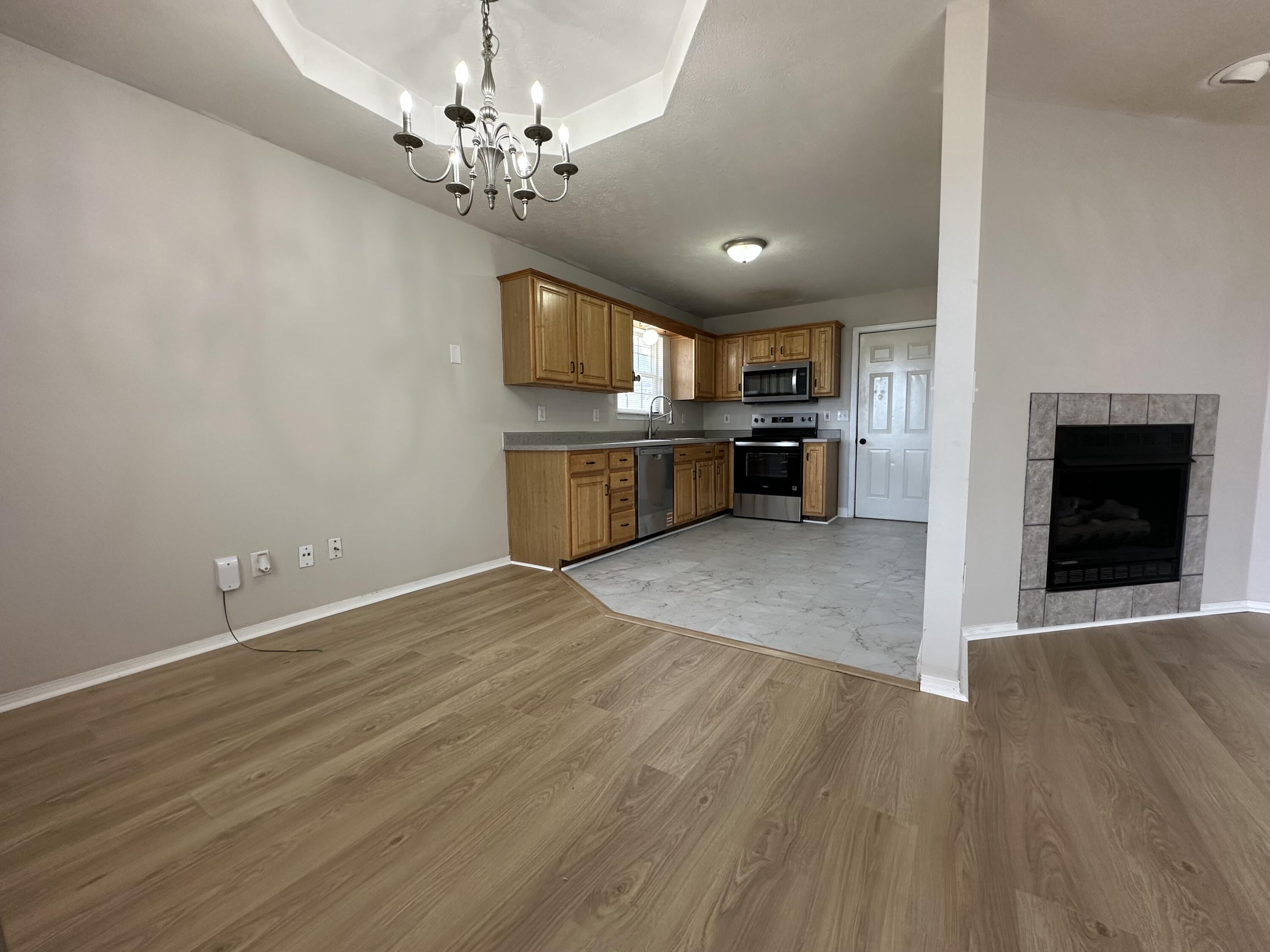 5408 South Spring Court Property Photo 7