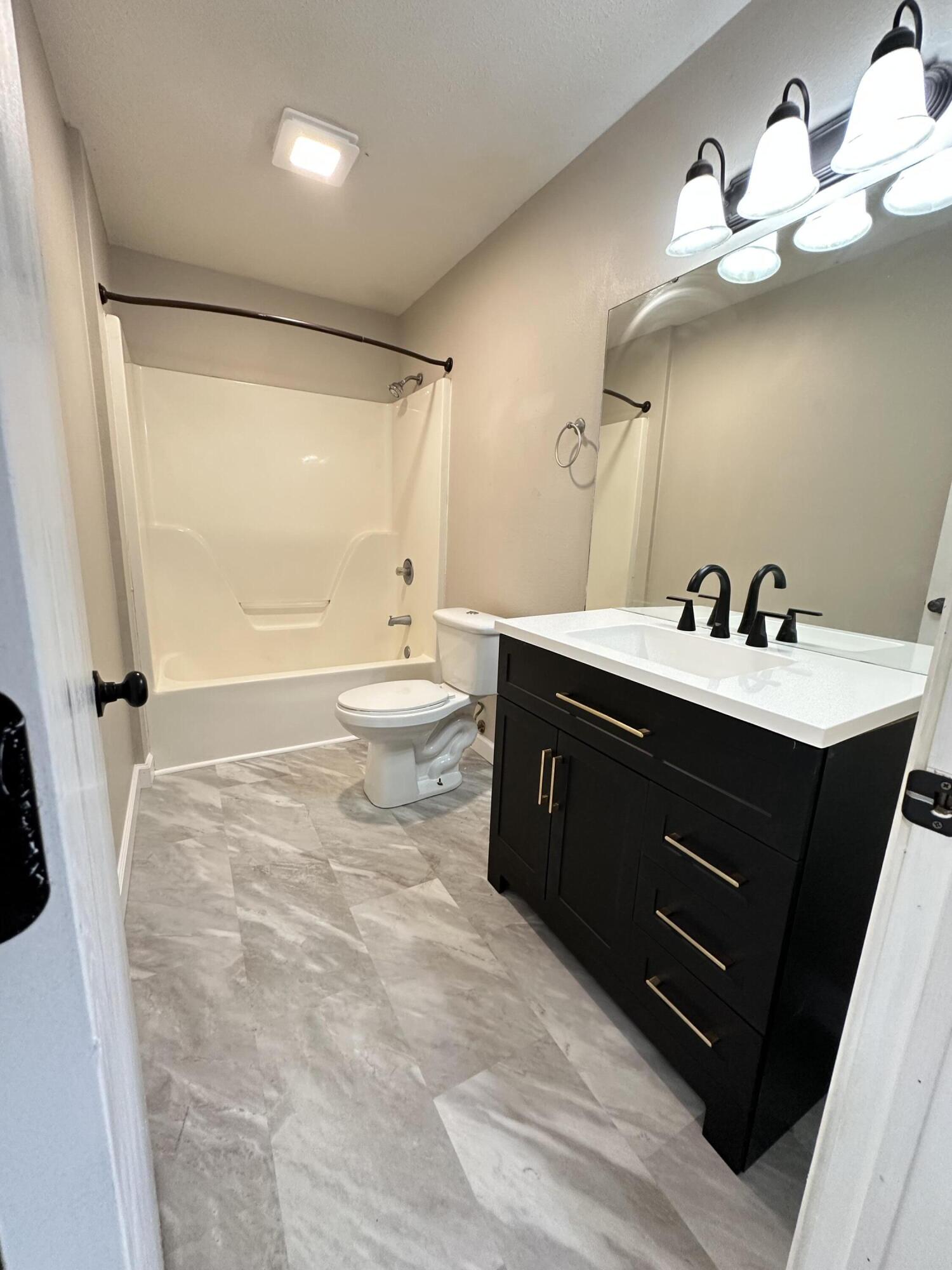 5408 South Spring Court Property Photo 18