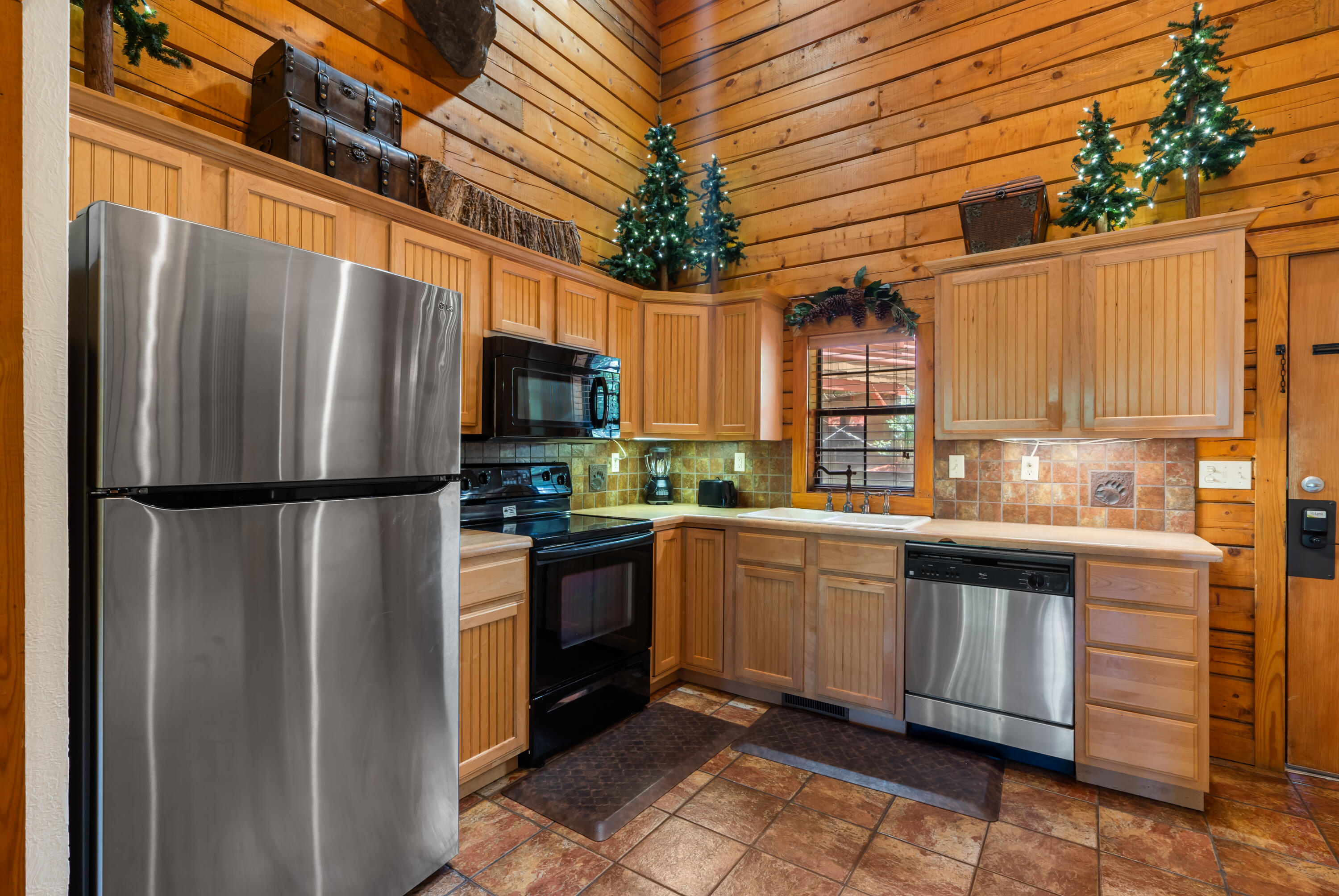 238 Oakridge Road Road Property Photo 8