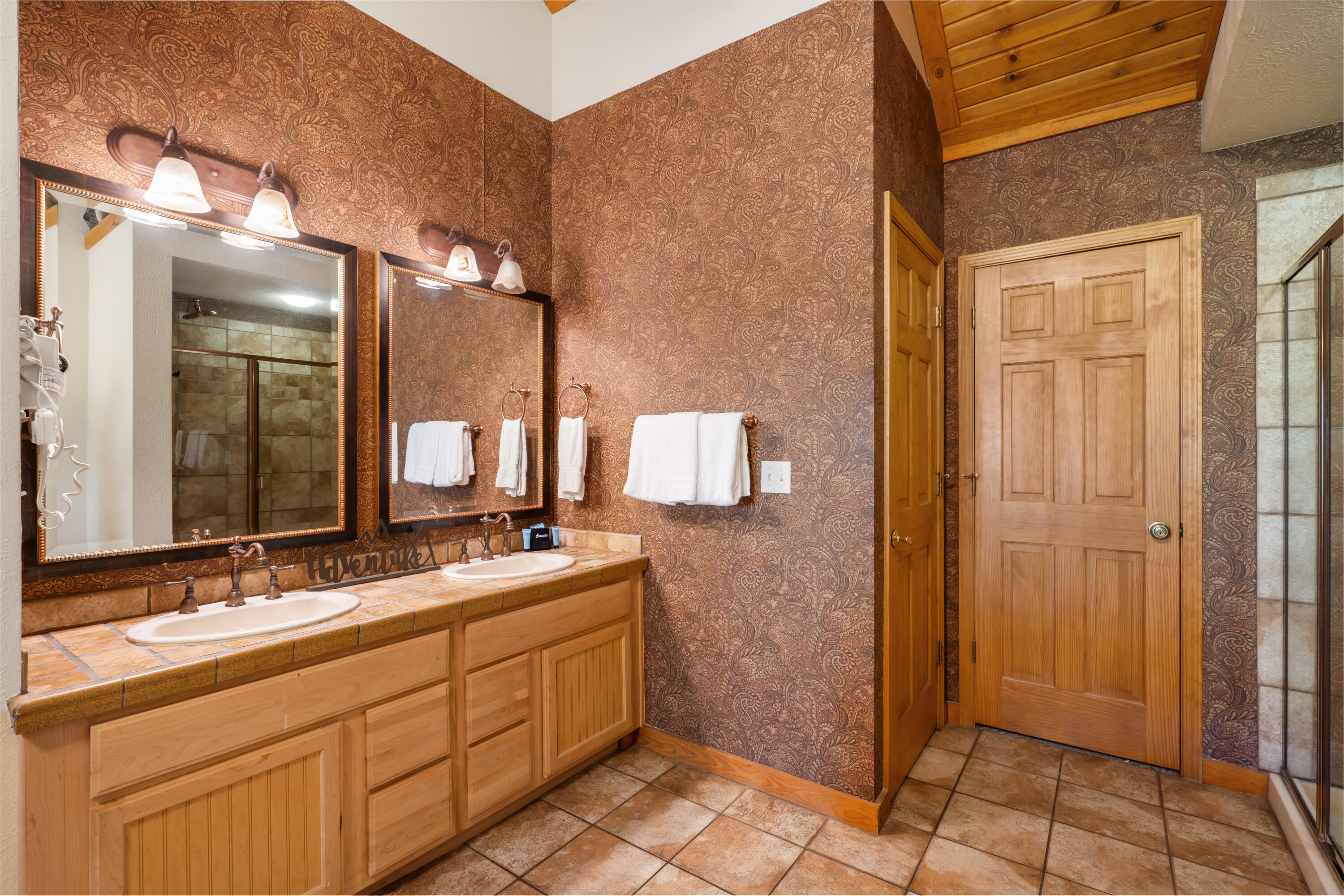 238 Oakridge Road Road Property Photo 17