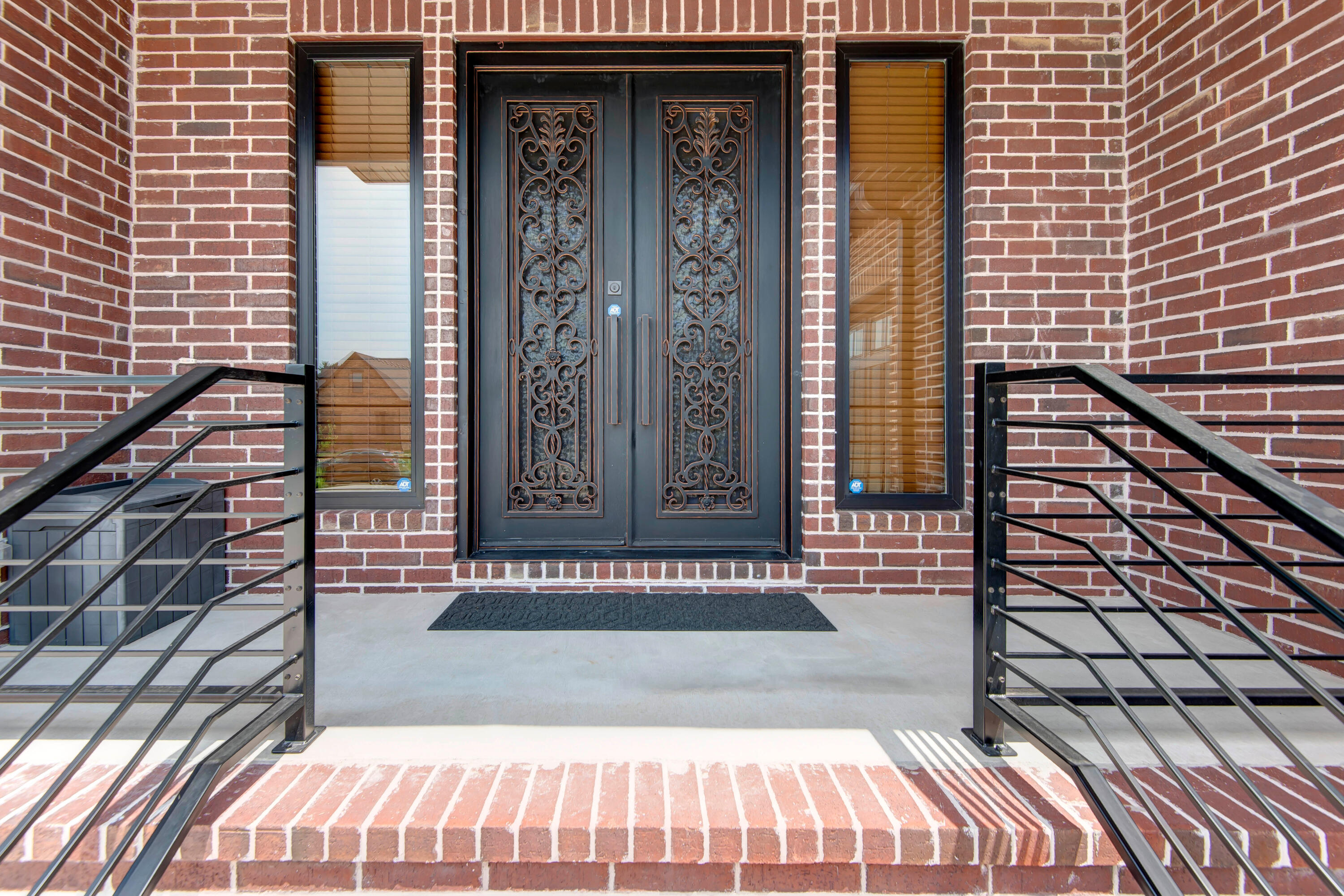 1837 East Cobblestone Drive Property Photo 4
