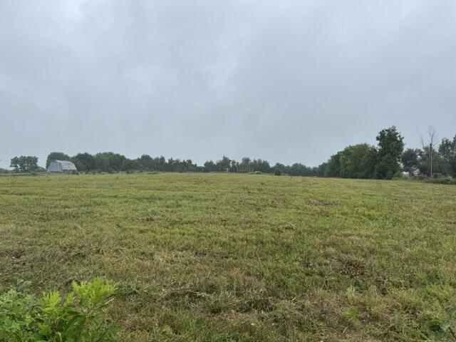 000 West Pinewood Drive Property Photo 11