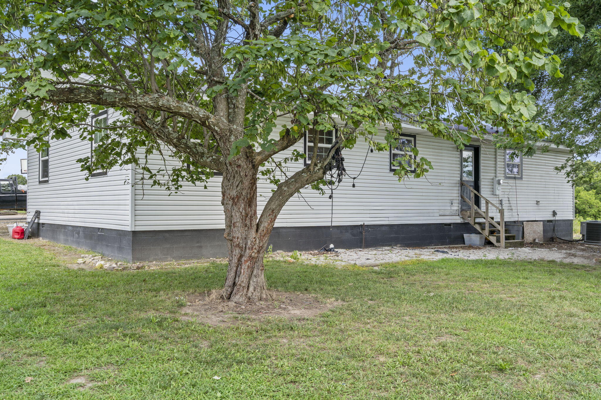 9402 Stone Lane Property Photo 27