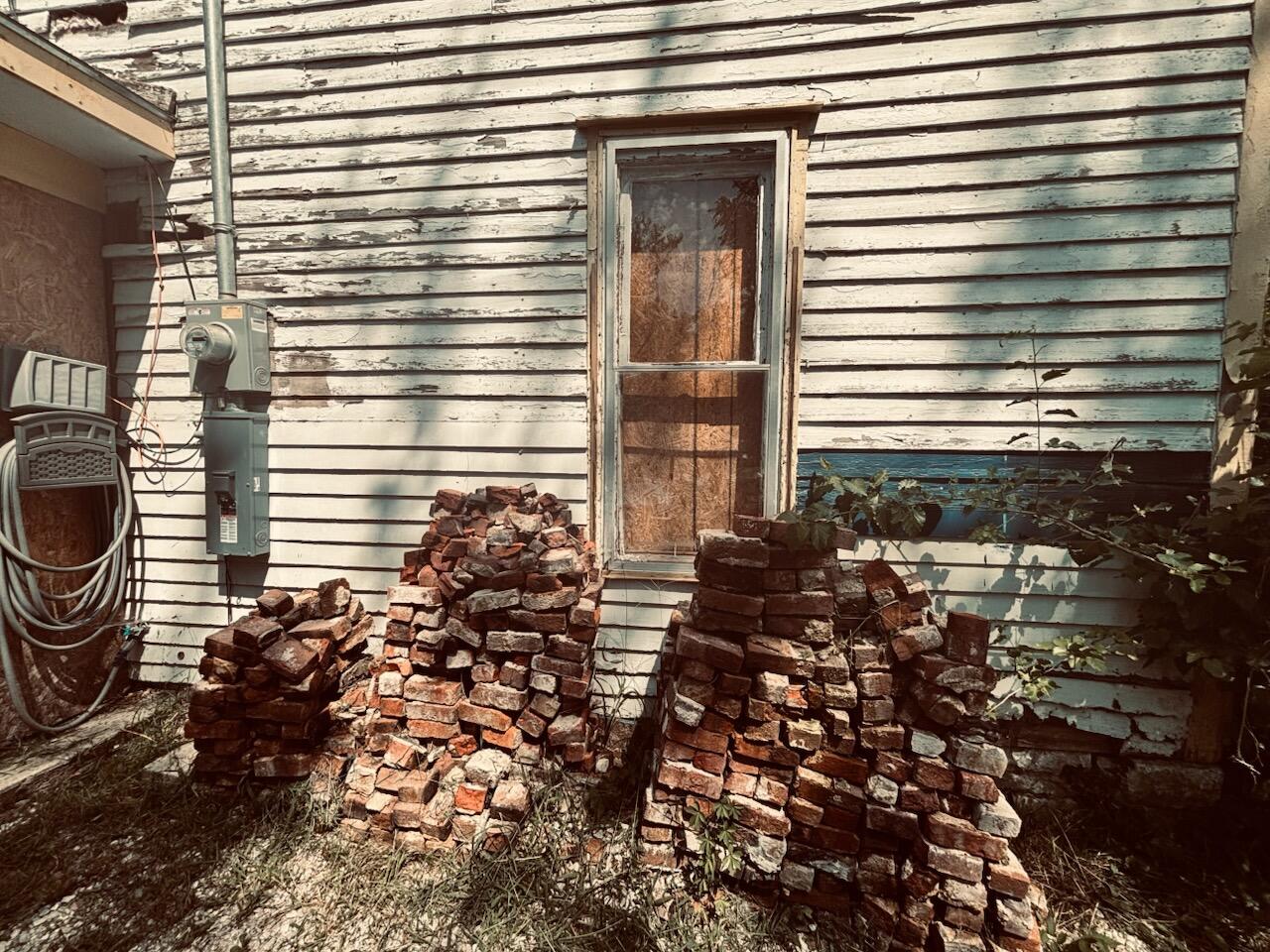 400 1st Street Property Photo 10