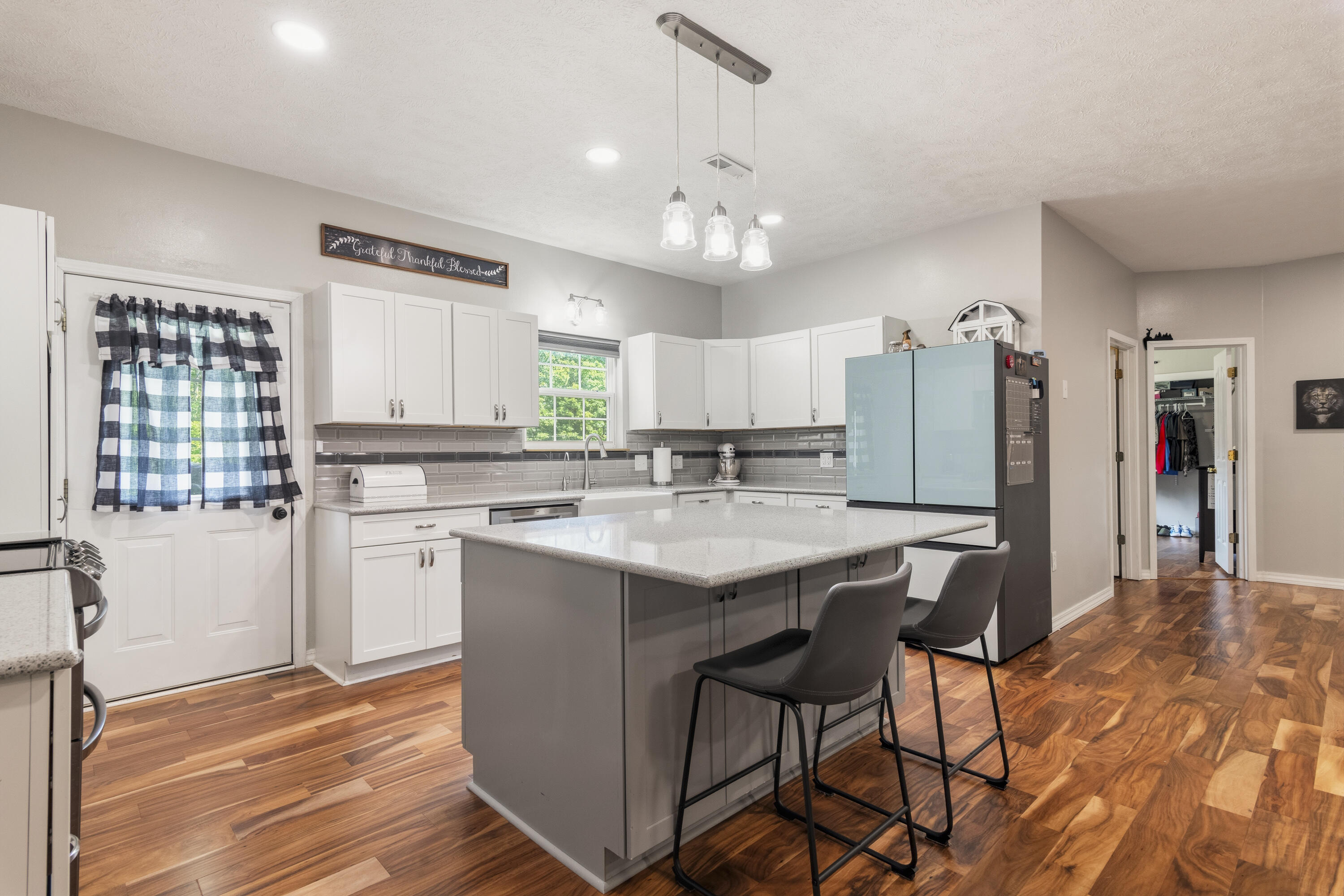 60330475 Property Photo 16