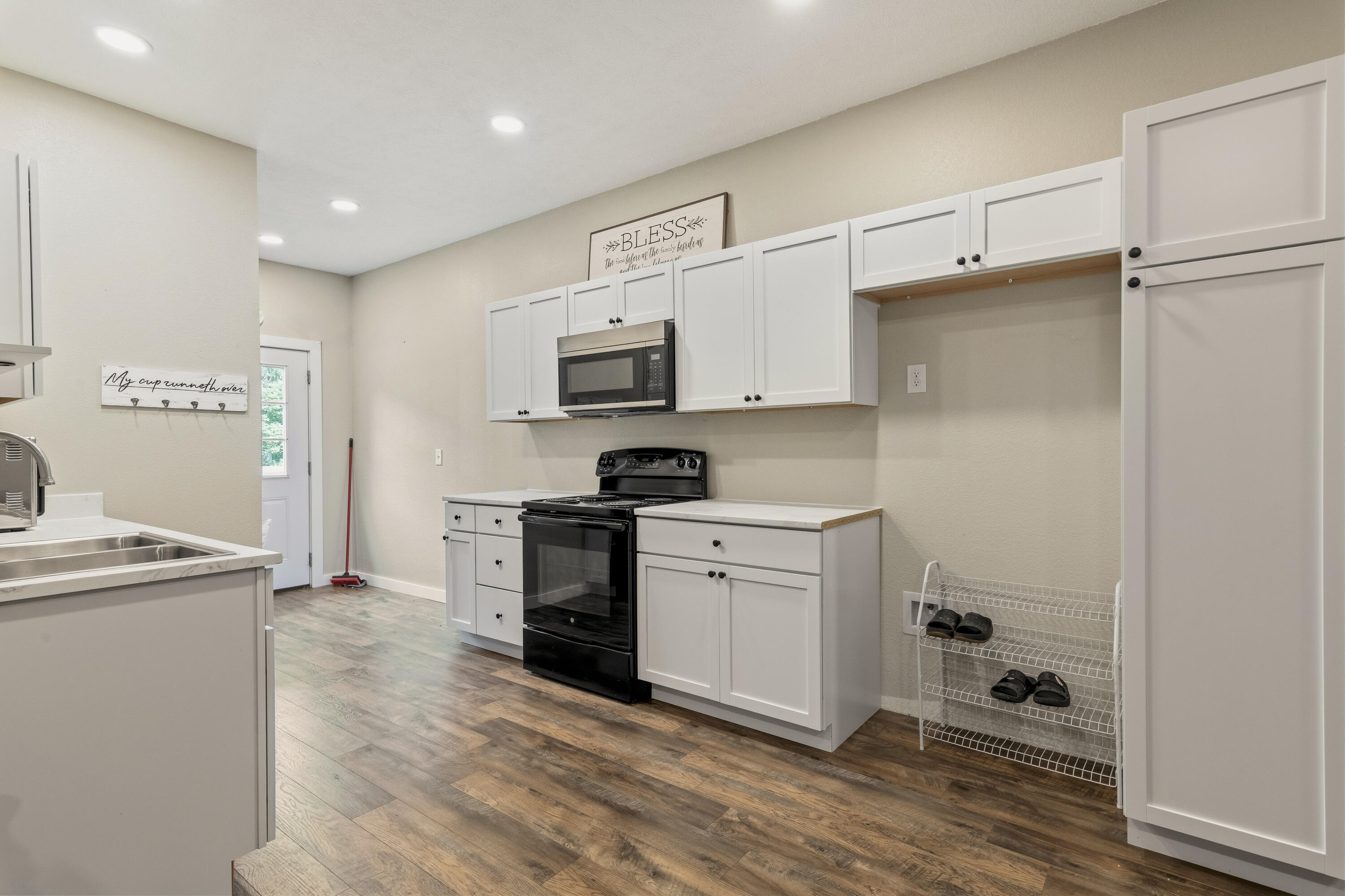 60330475 Property Photo 32