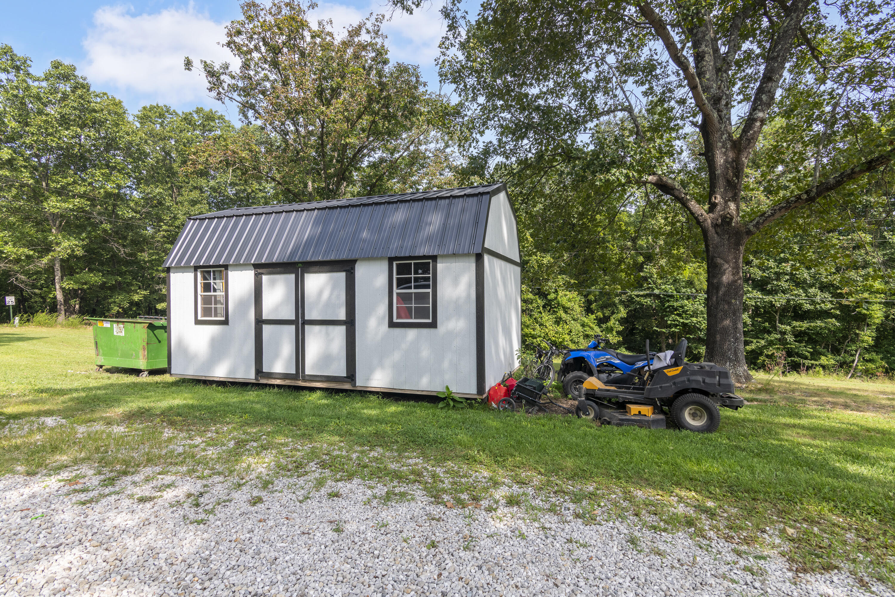 60330475 Property Photo 37