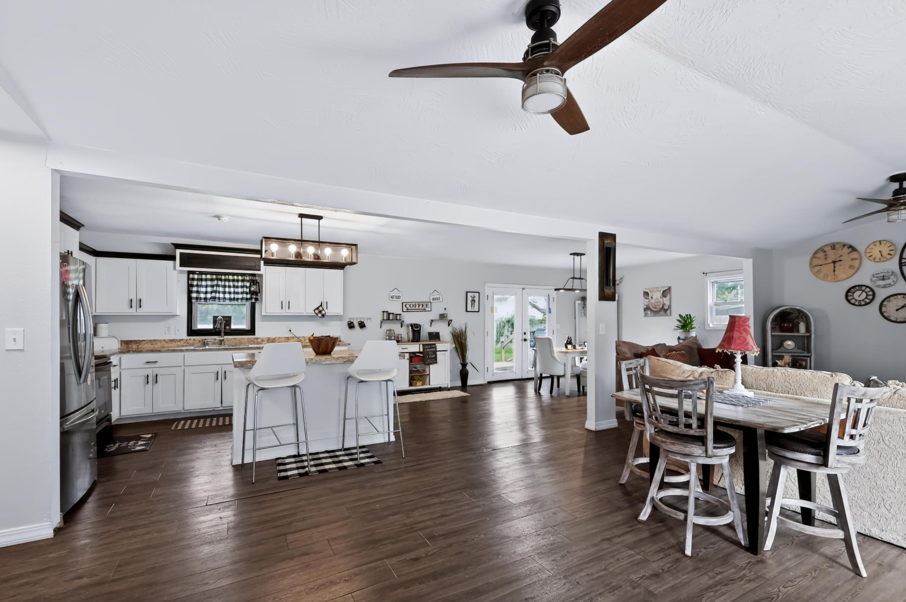 2403 Eve Road Property Photo 15