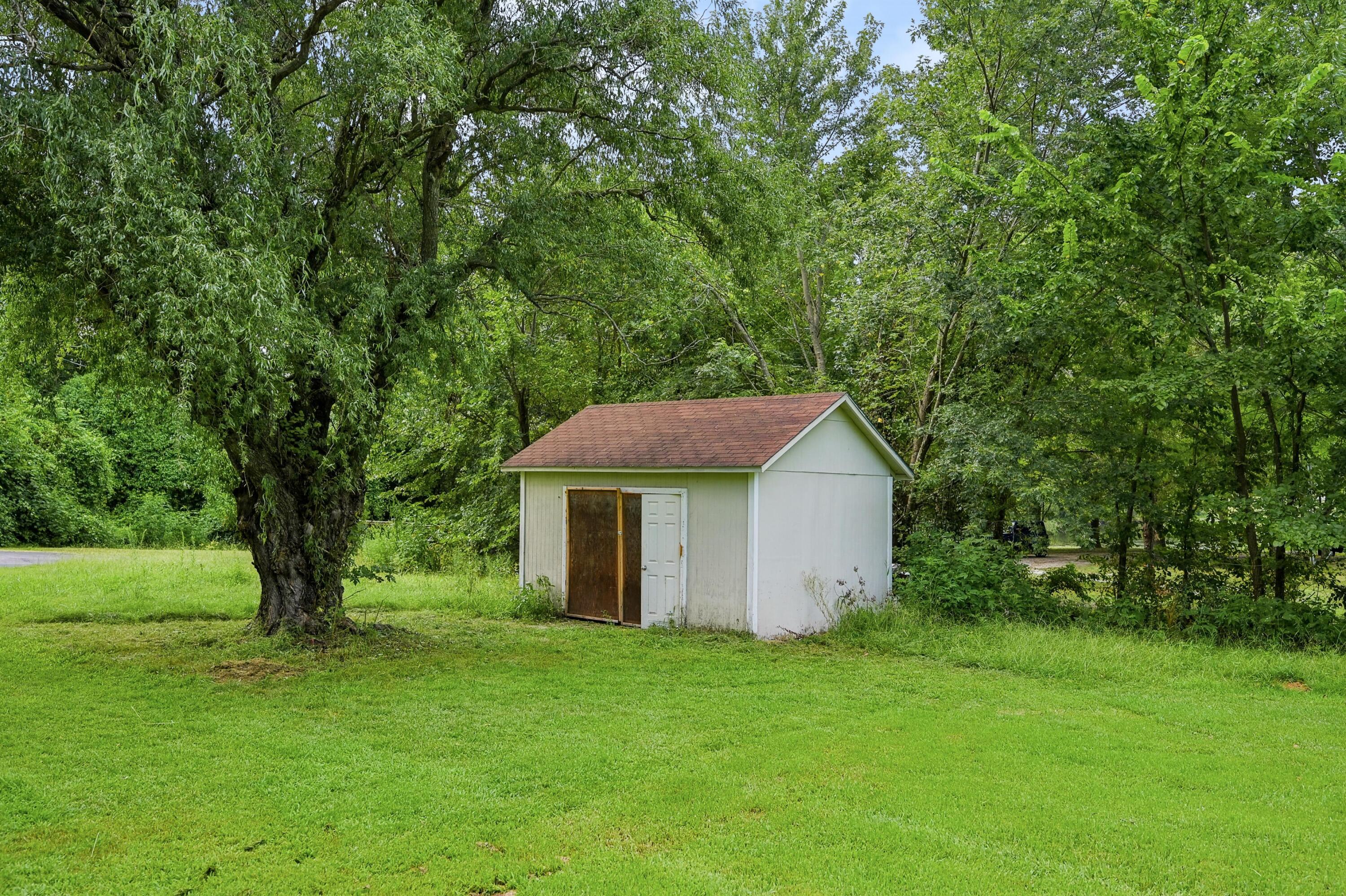 2403 Eve Road Property Photo 41