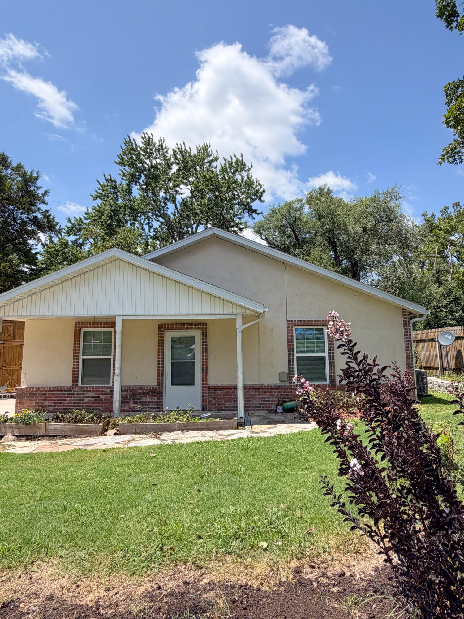 1107 Julia Street Property Photo 20