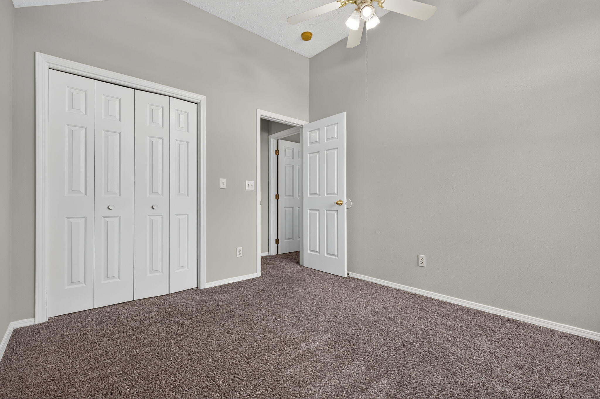 1006 West Cobblefield Way Property Photo 15