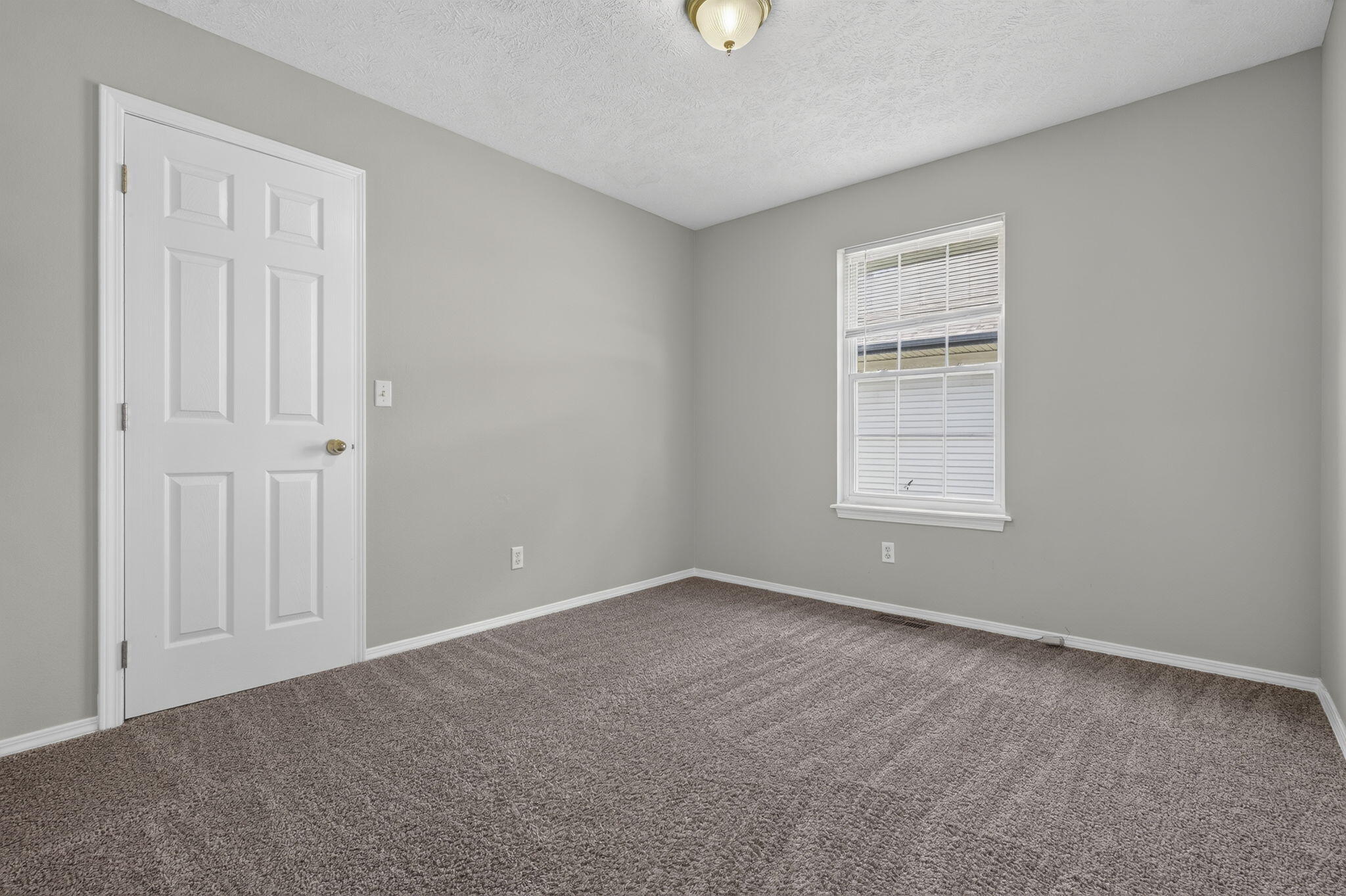 1006 West Cobblefield Way Property Photo 18
