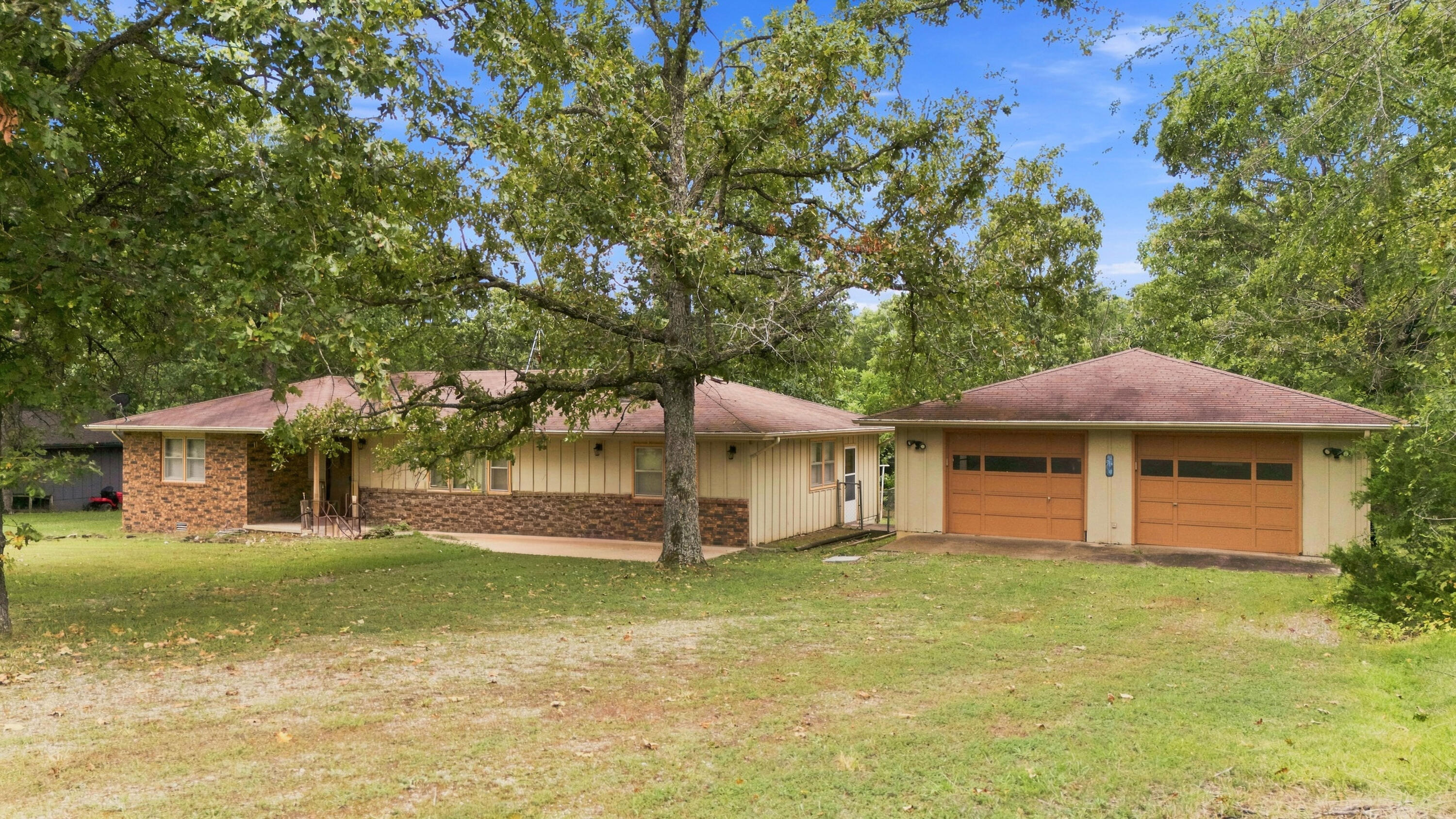 1044 State Highway T Property Photo 1