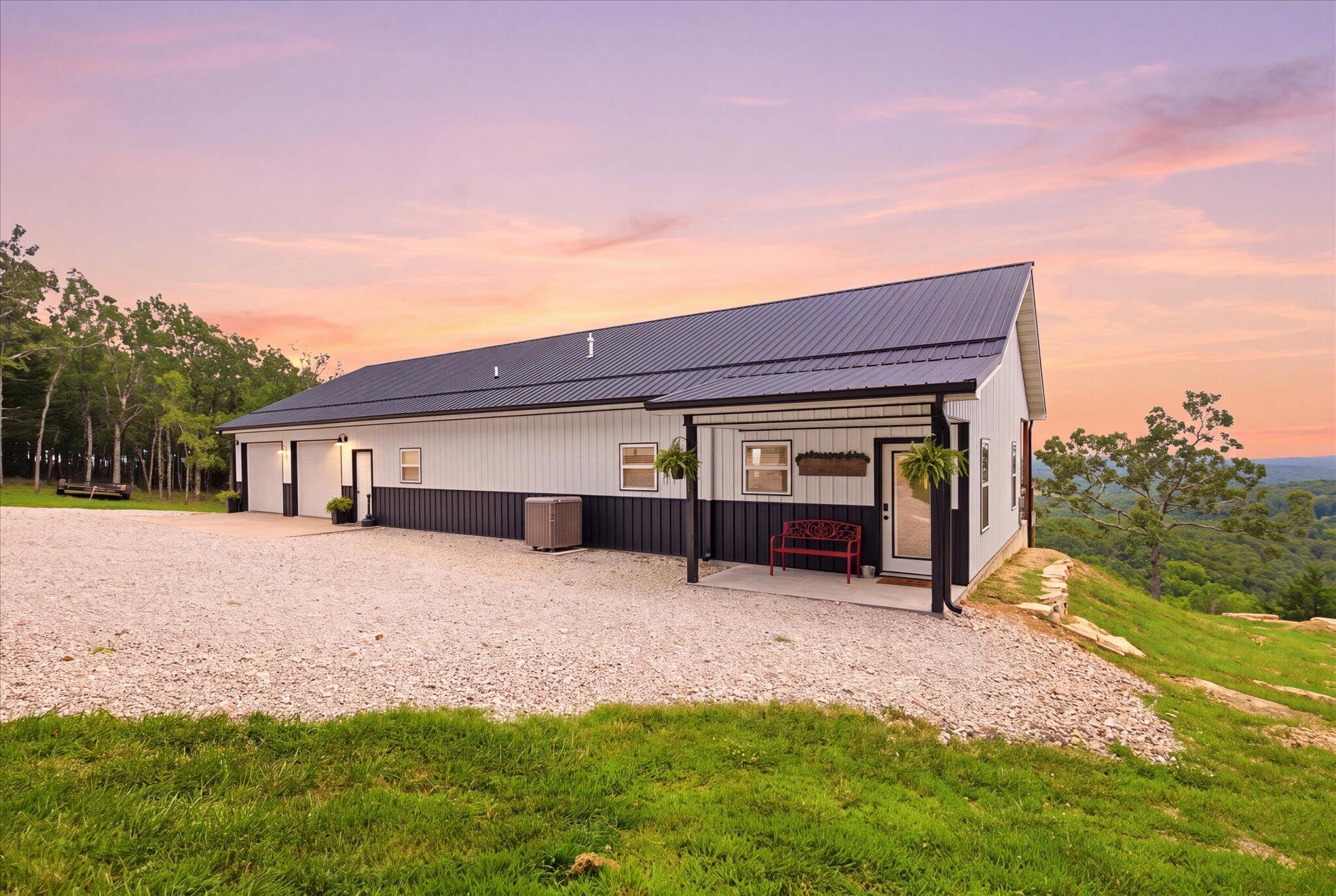 1206 State Highway B Property Photo 4