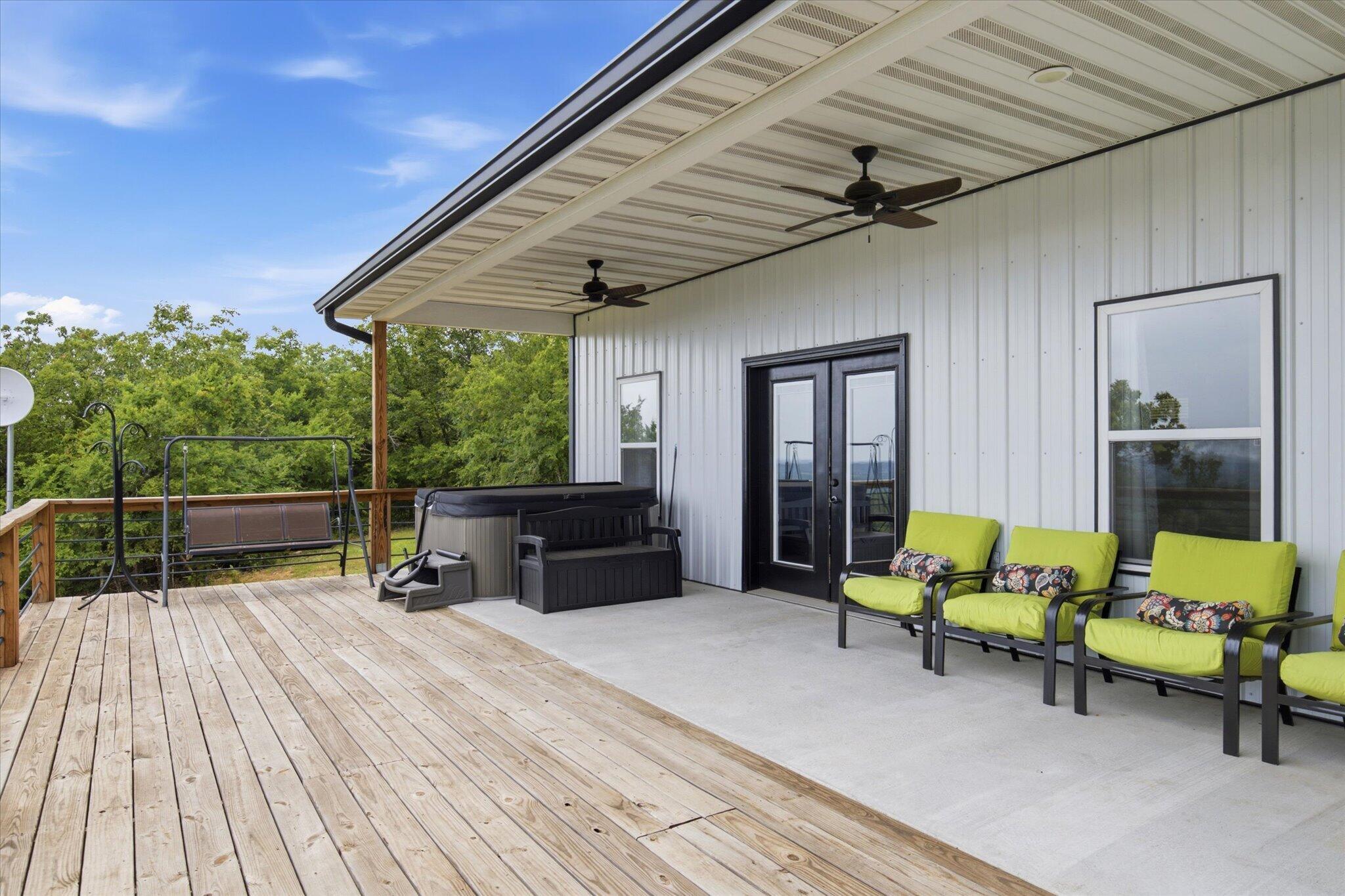 1206 State Highway B Property Photo 10