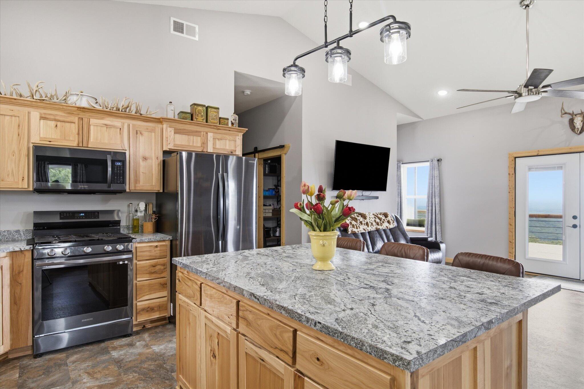 1206 State Highway B Property Photo 19