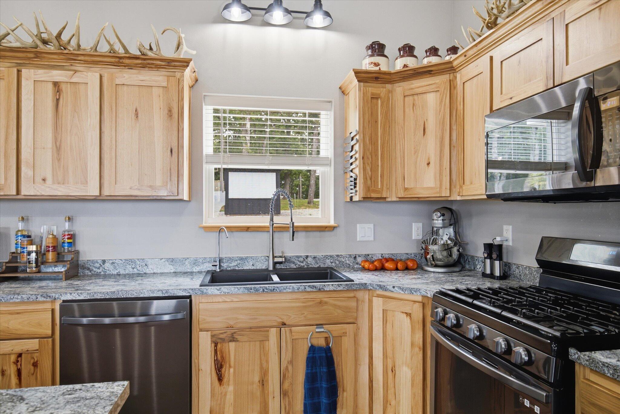 1206 State Highway B Property Photo 20