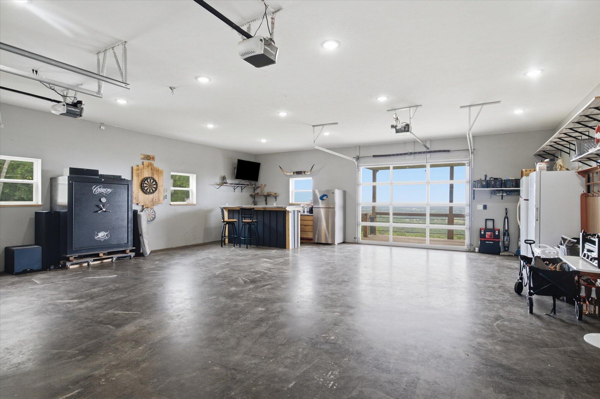 1206 State Highway B Property Photo 31